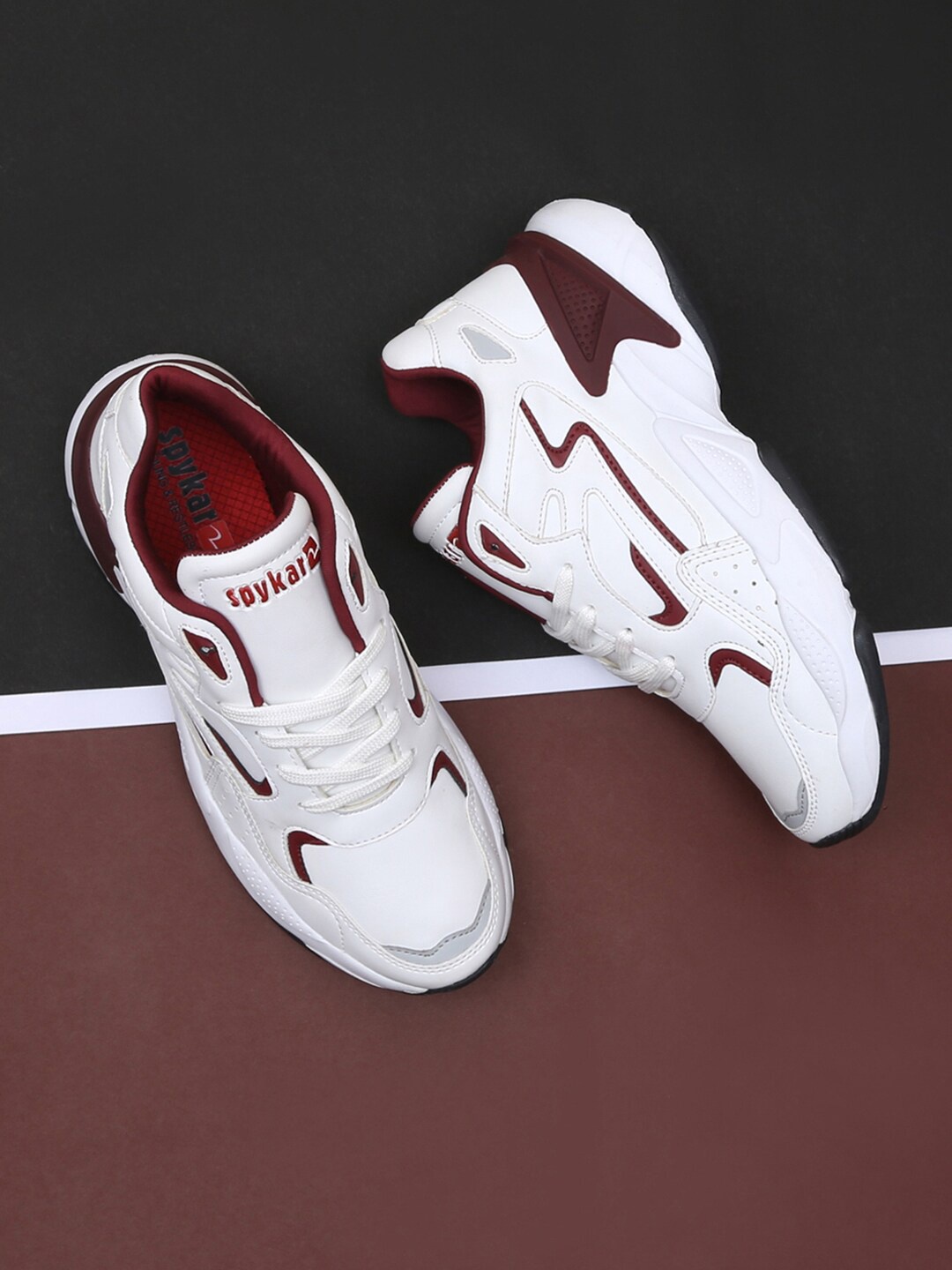 

SPYKAR Men Alfredo White-Bordo Sporty Walking Non-Marking Shoes