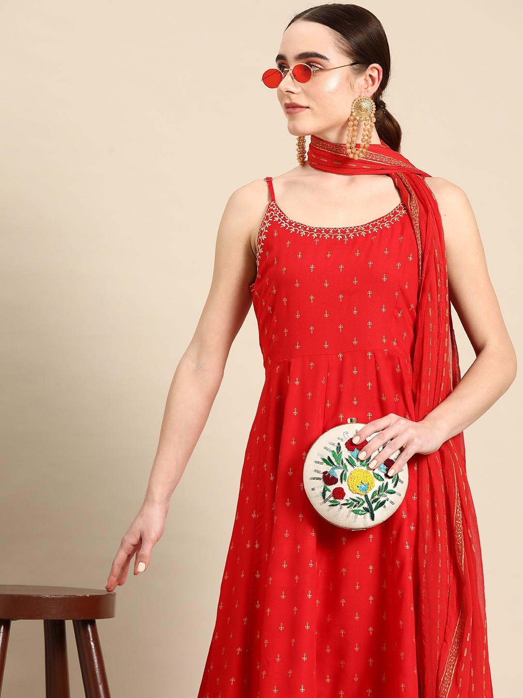 

Sangria Floral Printed Empire Kurta with Palazzos & With Dupatta, Red