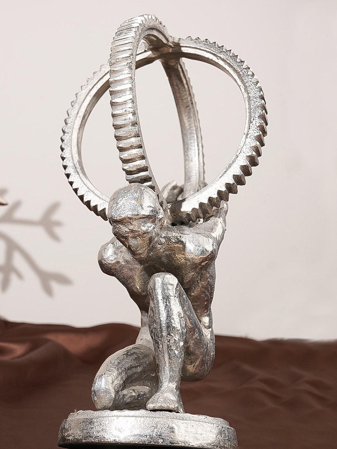 

CASA DECOR Silver-Toned Solid Atlas Titan Aluminium Sculpture Showpieces