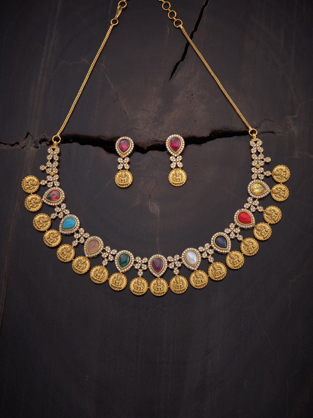 

Kushal's Fashion Jewellery Gold-Toned White & Green Stone-Studded Jewellery Set