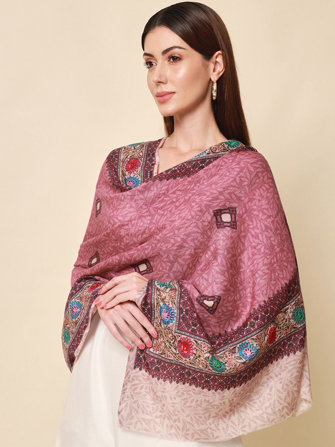 

Pashmoda Women Mauve Embroidered Wool Shawl