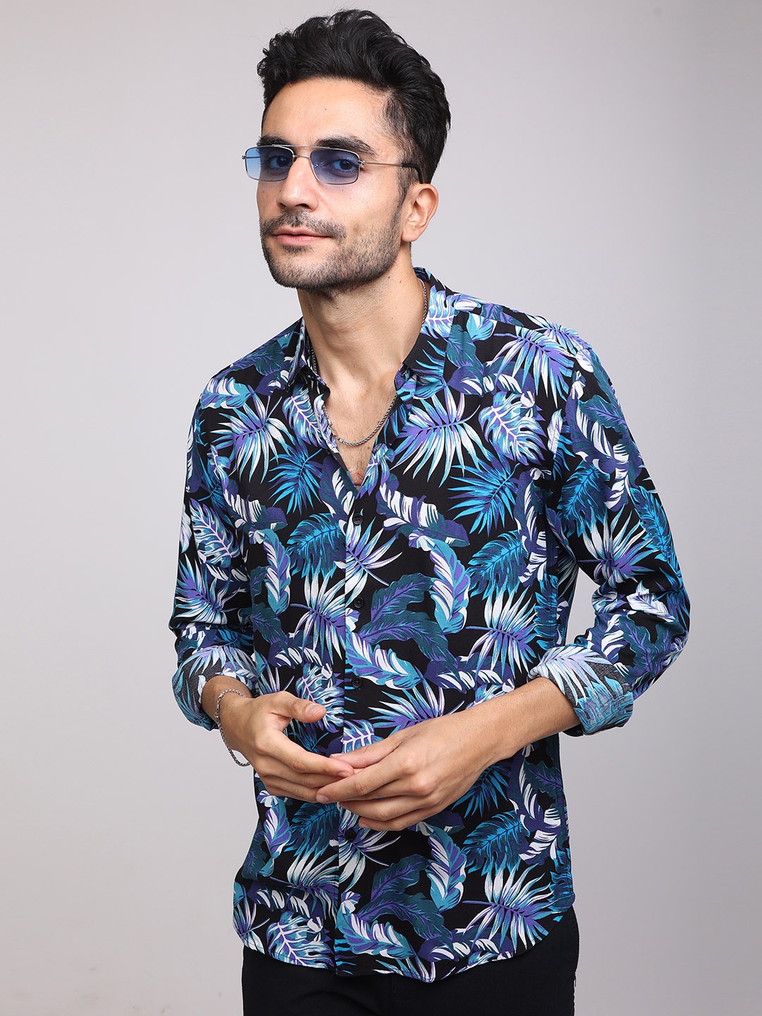 

Snitch Men Slim Fit Floral Printed Casual Shirt, Blue