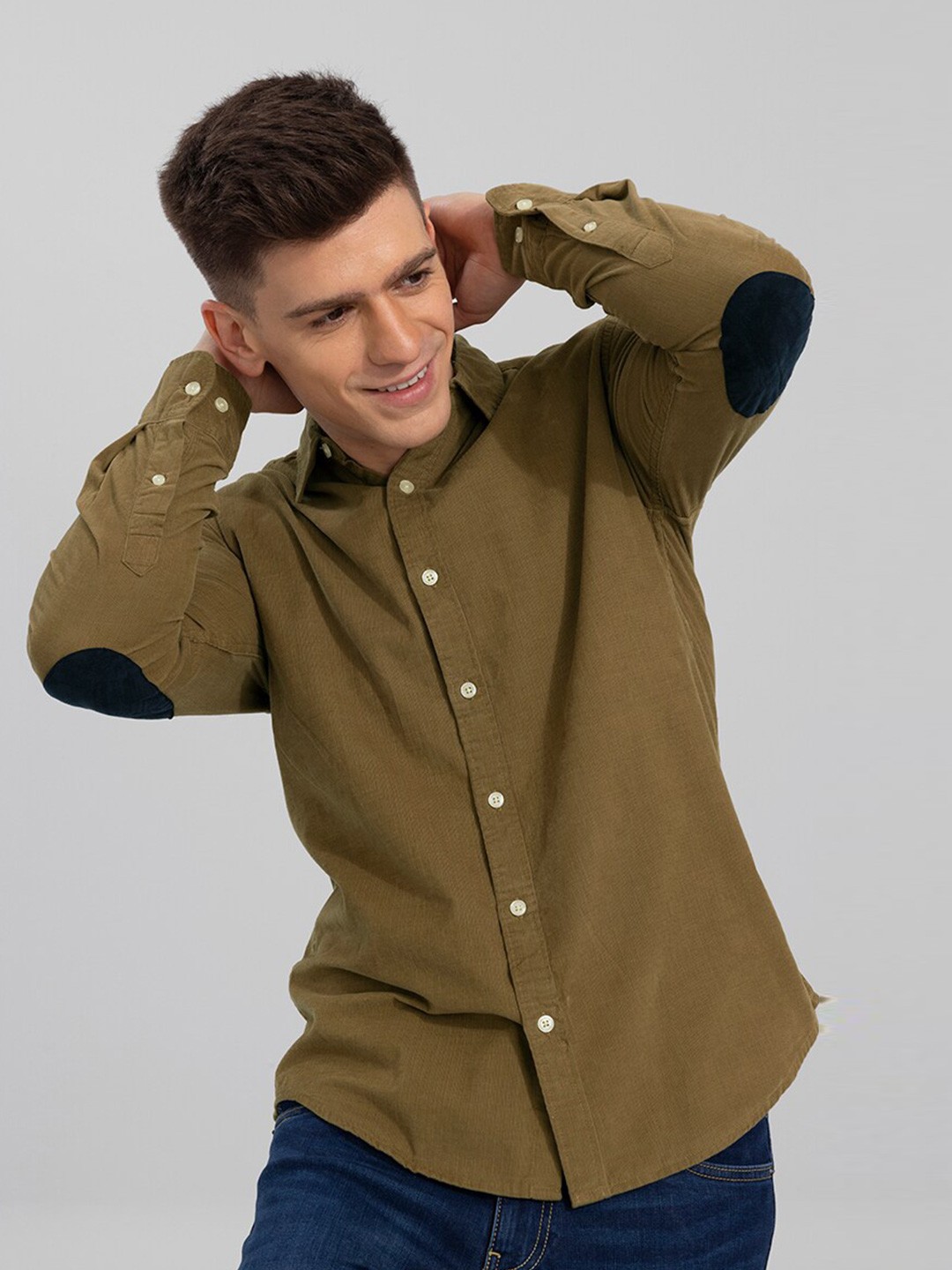 

Snitch Men Olive Green Slim Fit Casual Cotton Shirt