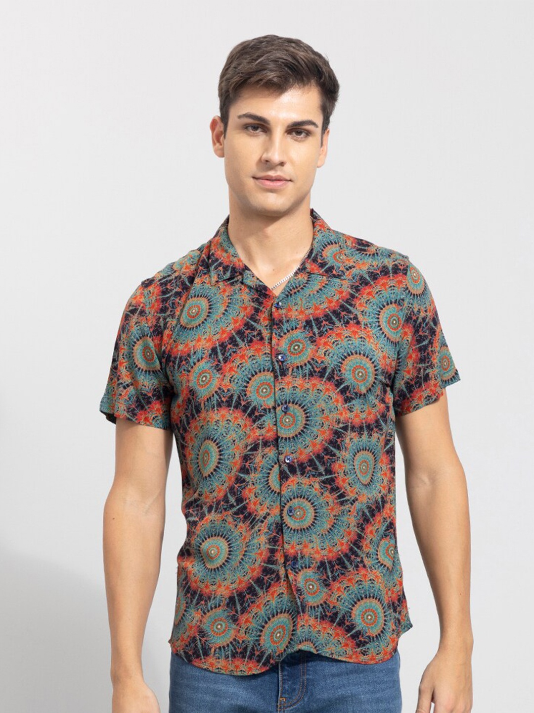 

Snitch Men Green Slim Fit Printed Casual Shirt