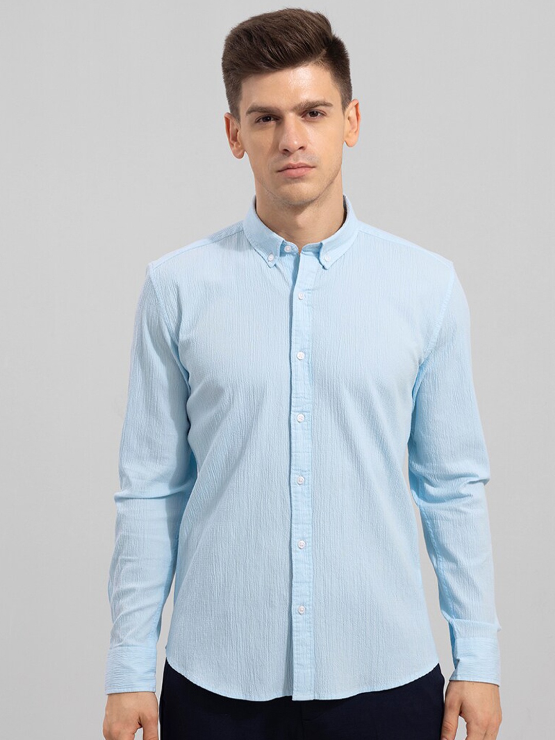 

Snitch Men Blue Slim Fit Casual Cotton Shirt