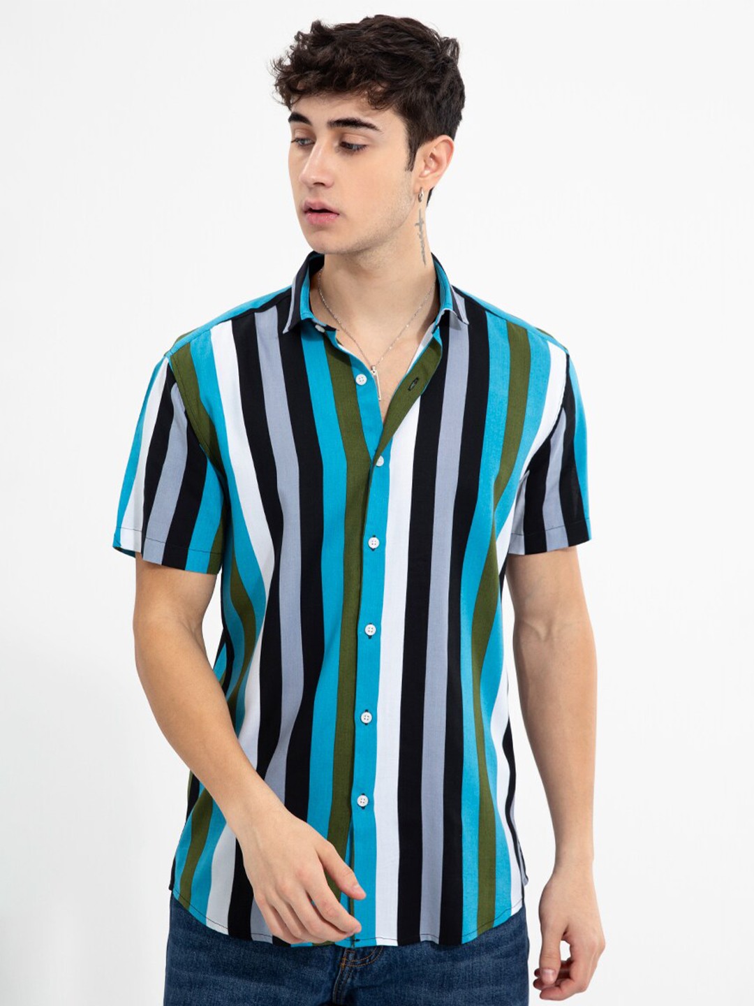 

Snitch Men Blue Slim Fit Multi Stripes Casual Shirt