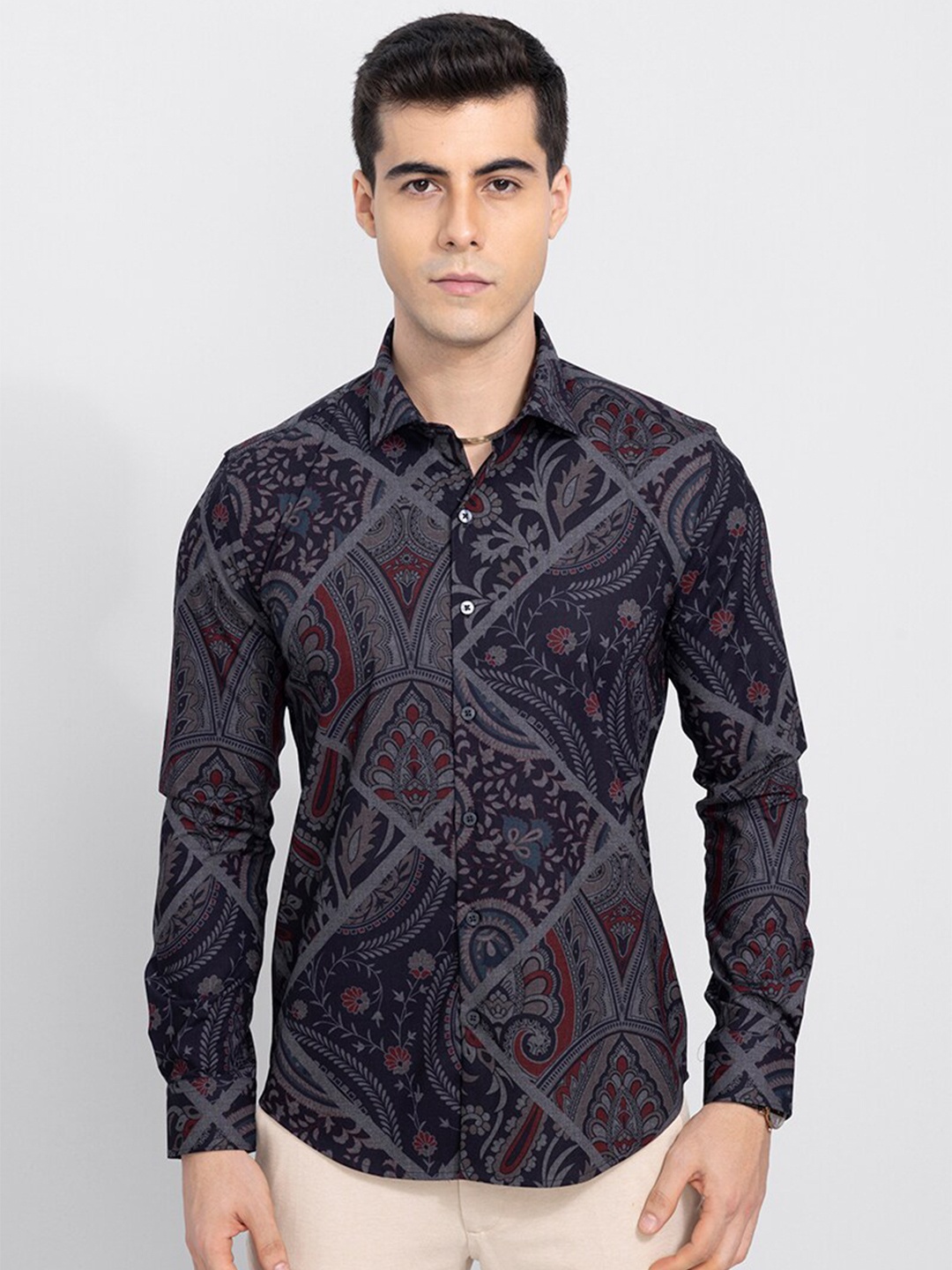 

Snitch Men Blue Slim Fit Checked Casual Cotton Shirt