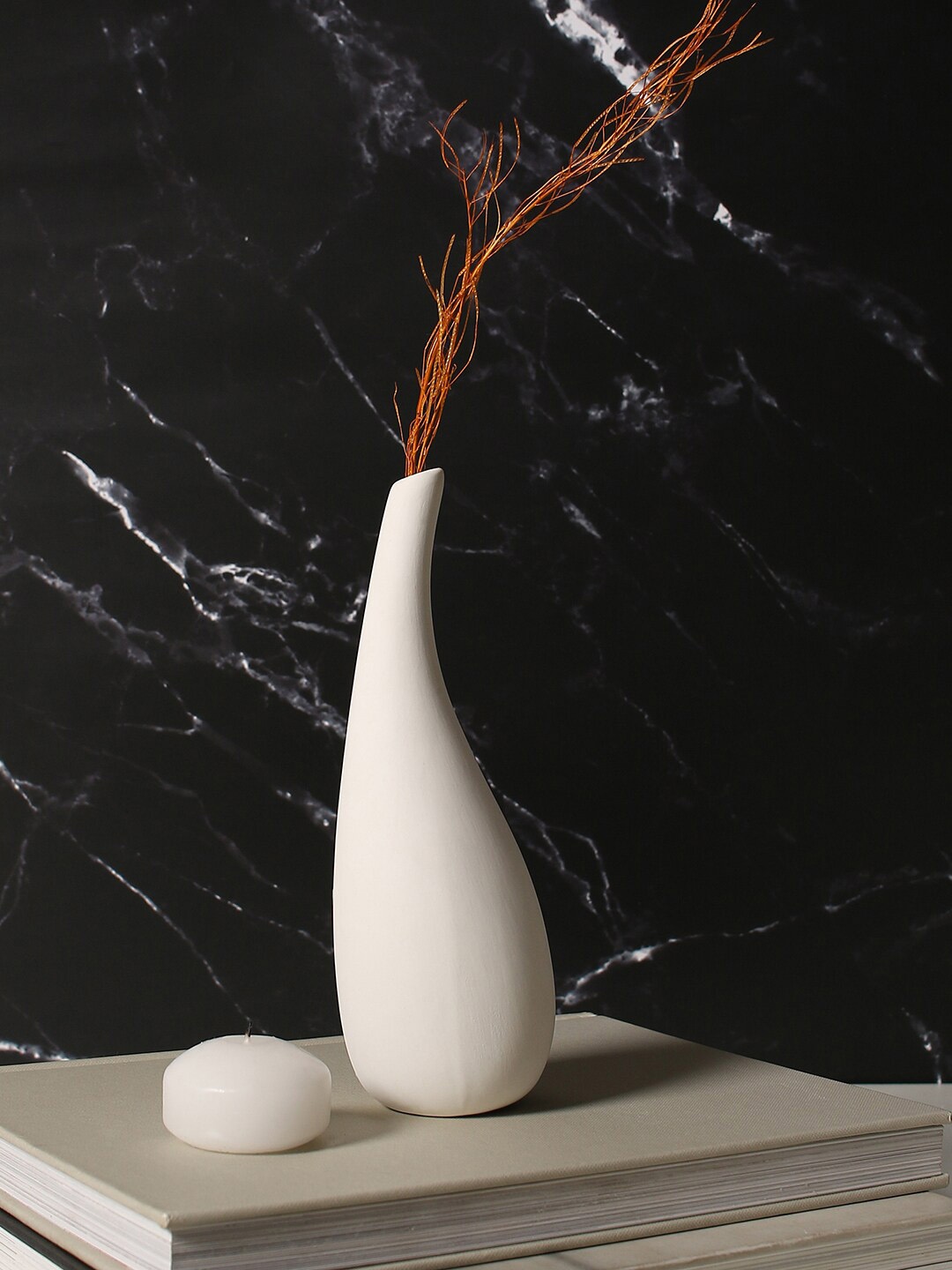 

Bonhomie White Abstract Shape Ceramic Vases