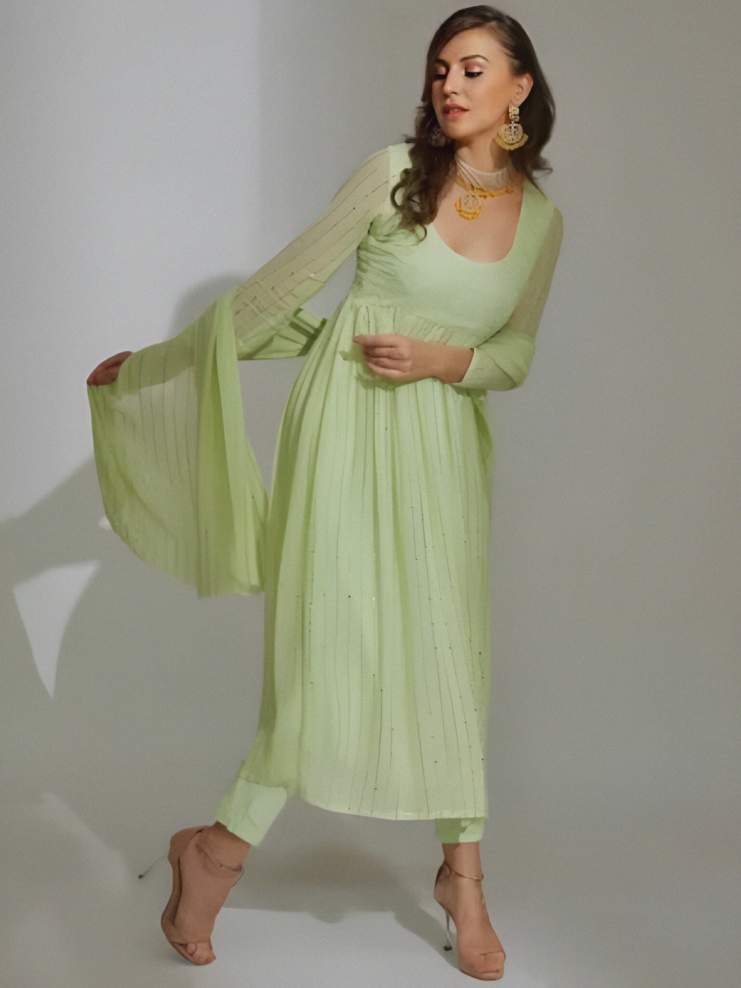 

LABEL AISHWARYRIKA Women Green Striped Georgette Anarkali Kurta