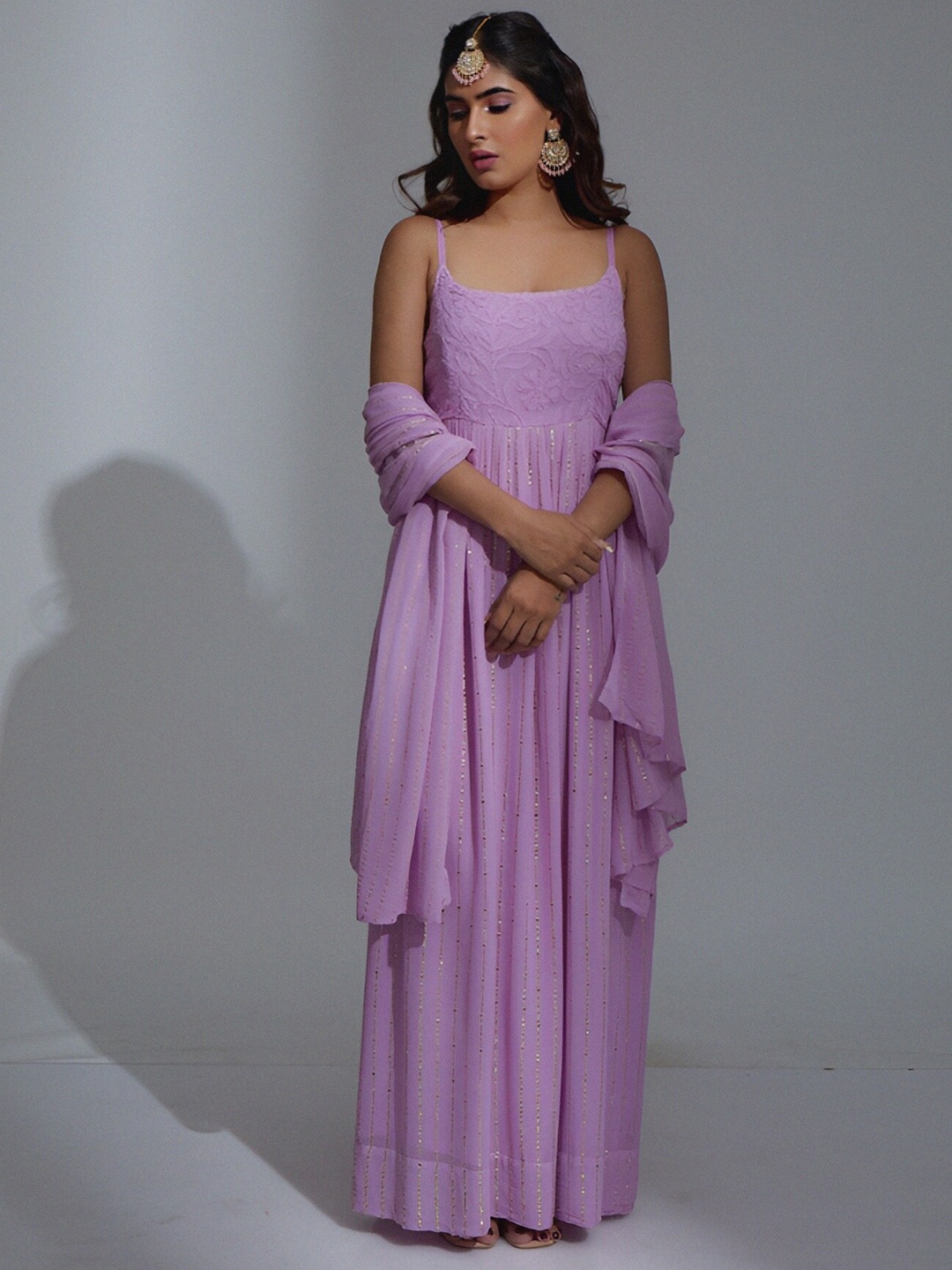 

LABEL AISHWARYRIKA Women Purple Embroidered Thread Work Georgette Kurta