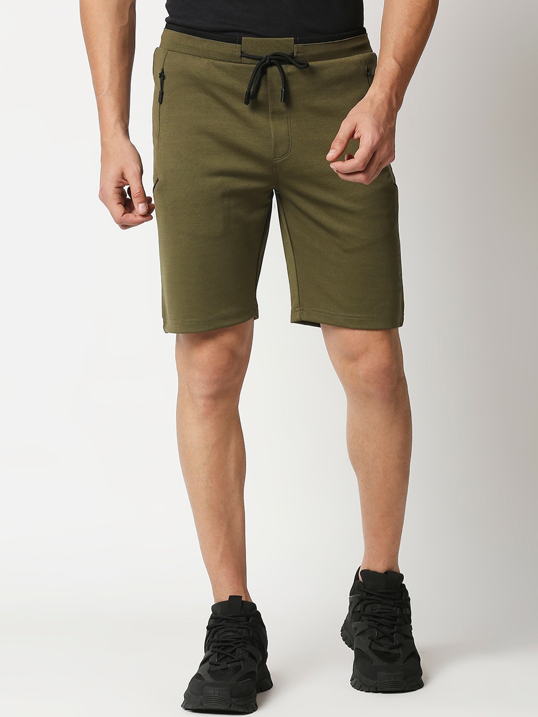 

Manaca Men Green Regular Fit Outdoor Sports Shorts