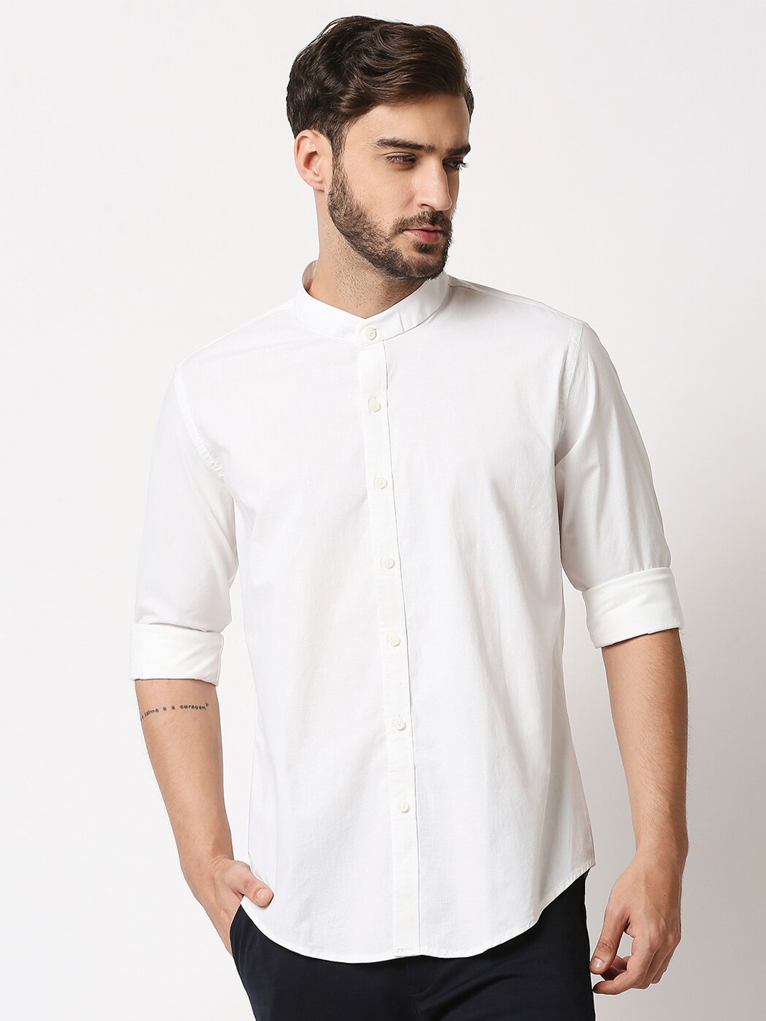 

Manaca Men White Classic Cotton Casual Shirt