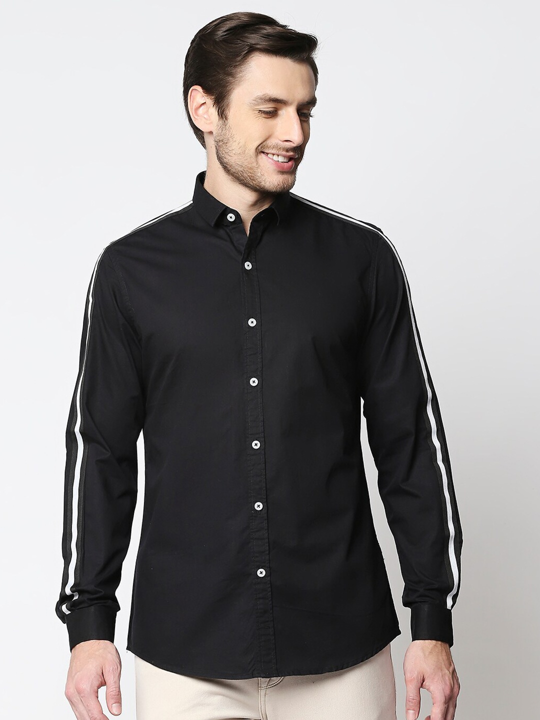 

Manaca Men Black Classic Cotton Casual Shirt