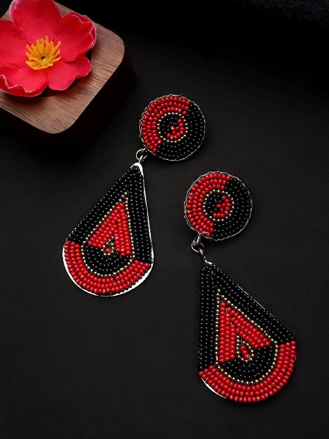 

CARDINAL Red & Black Teardrop Shaped Drop Earrings