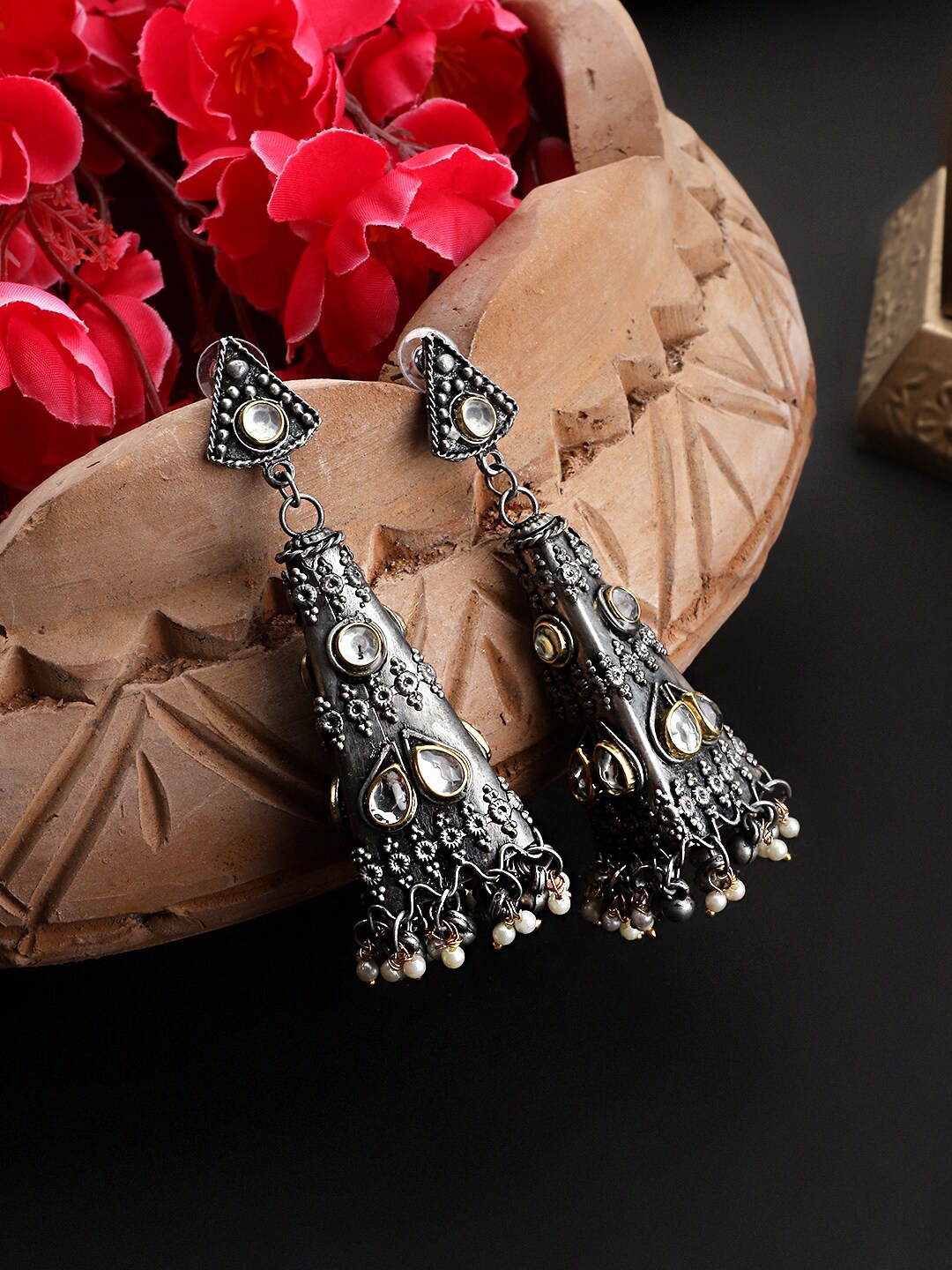 

CARDINAL Silver-Plated Leaf Shaped Jhumkas Earrings