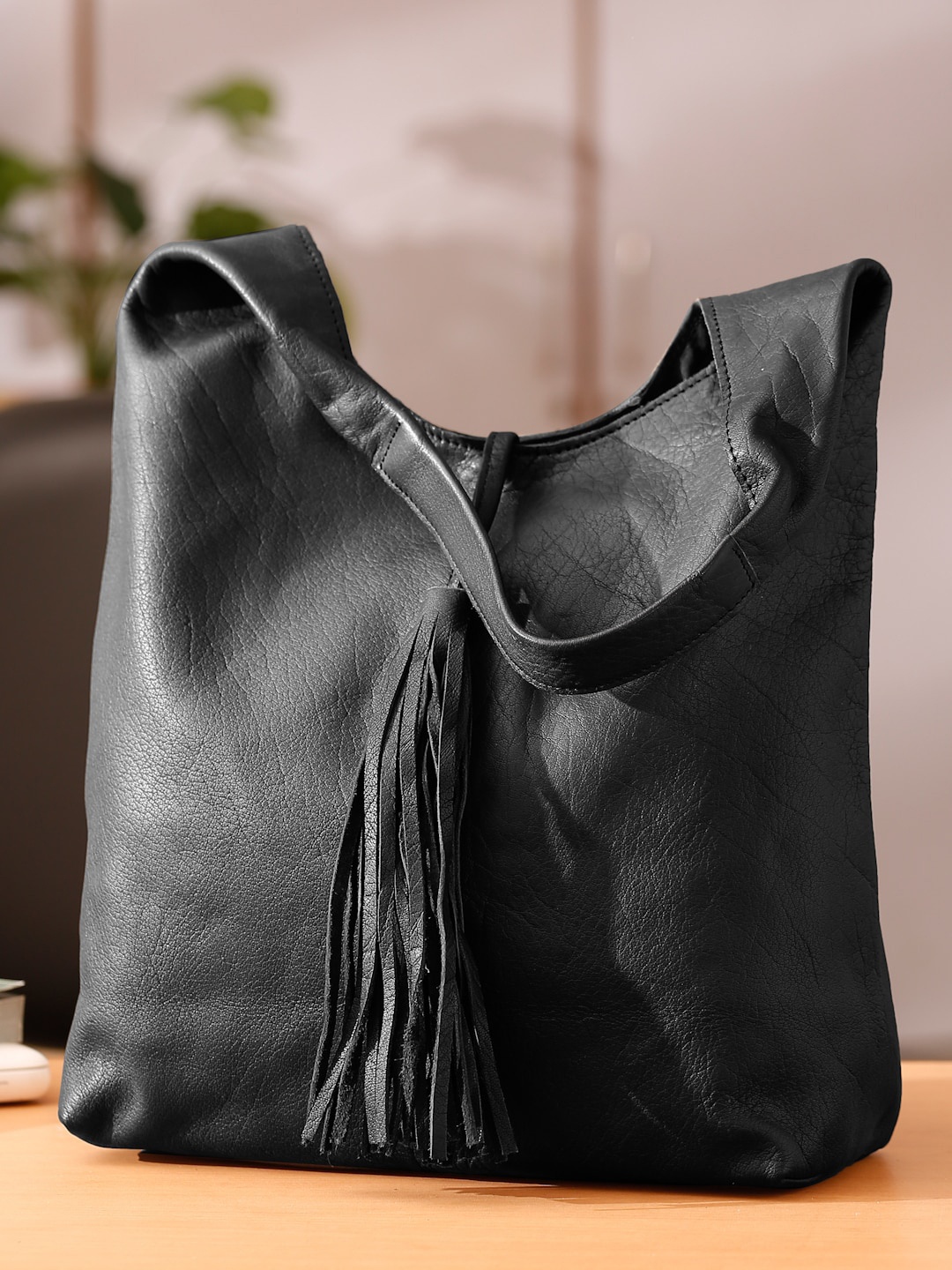 

Suvaska Black Textured Leather Oversized Shopper Hobo Bag with Tasselled