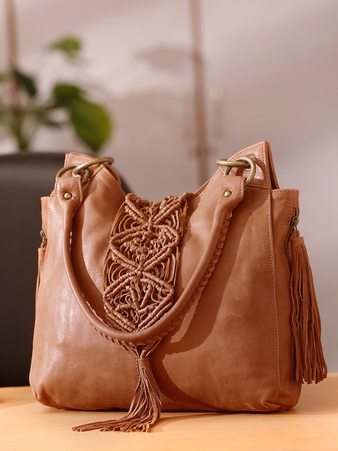 

Suvaska Tan Textured Leather Oversized Structured Hobo Bag