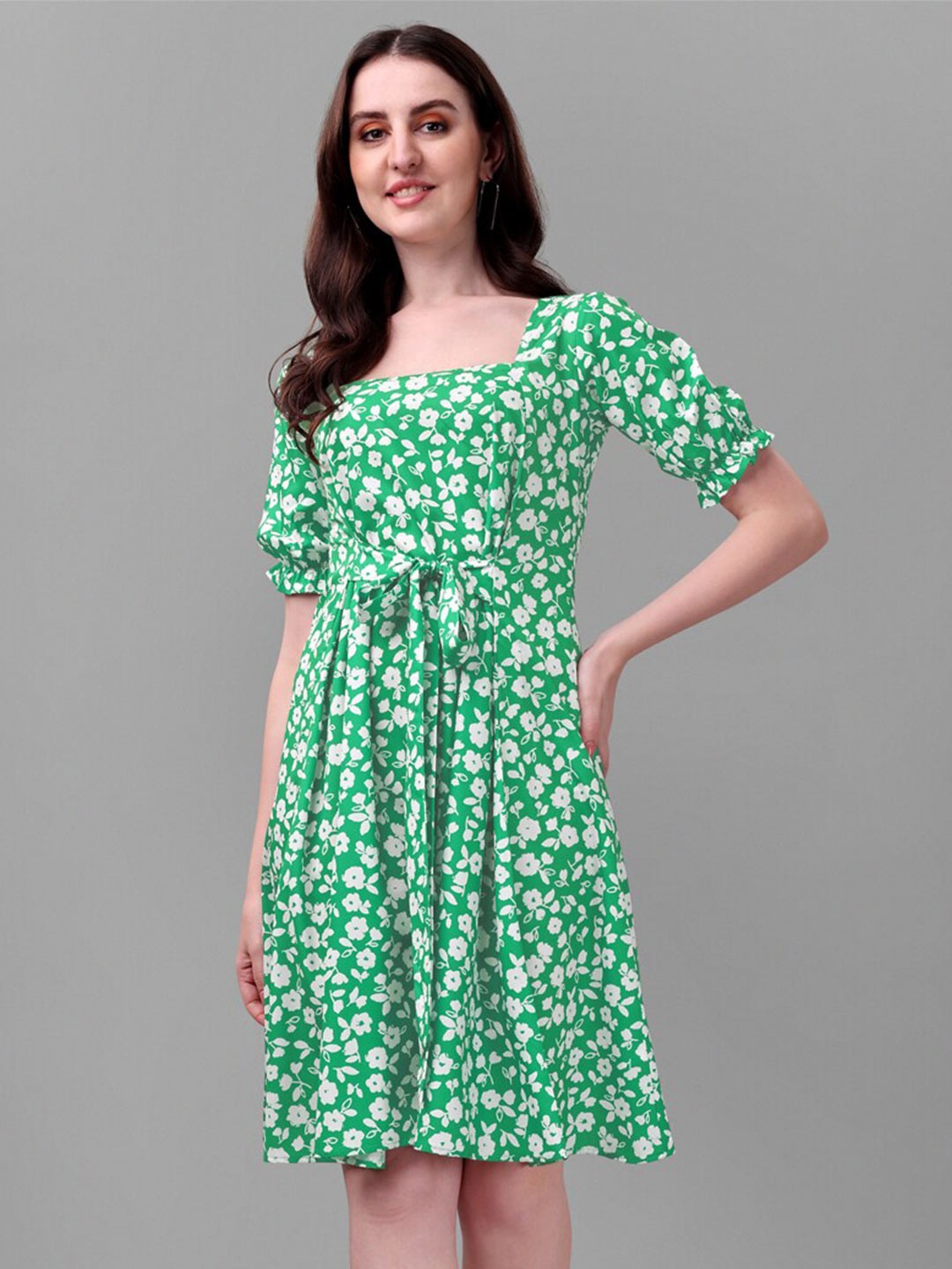 

Masakali.Co Green & White Floral Fit & Flare Dress