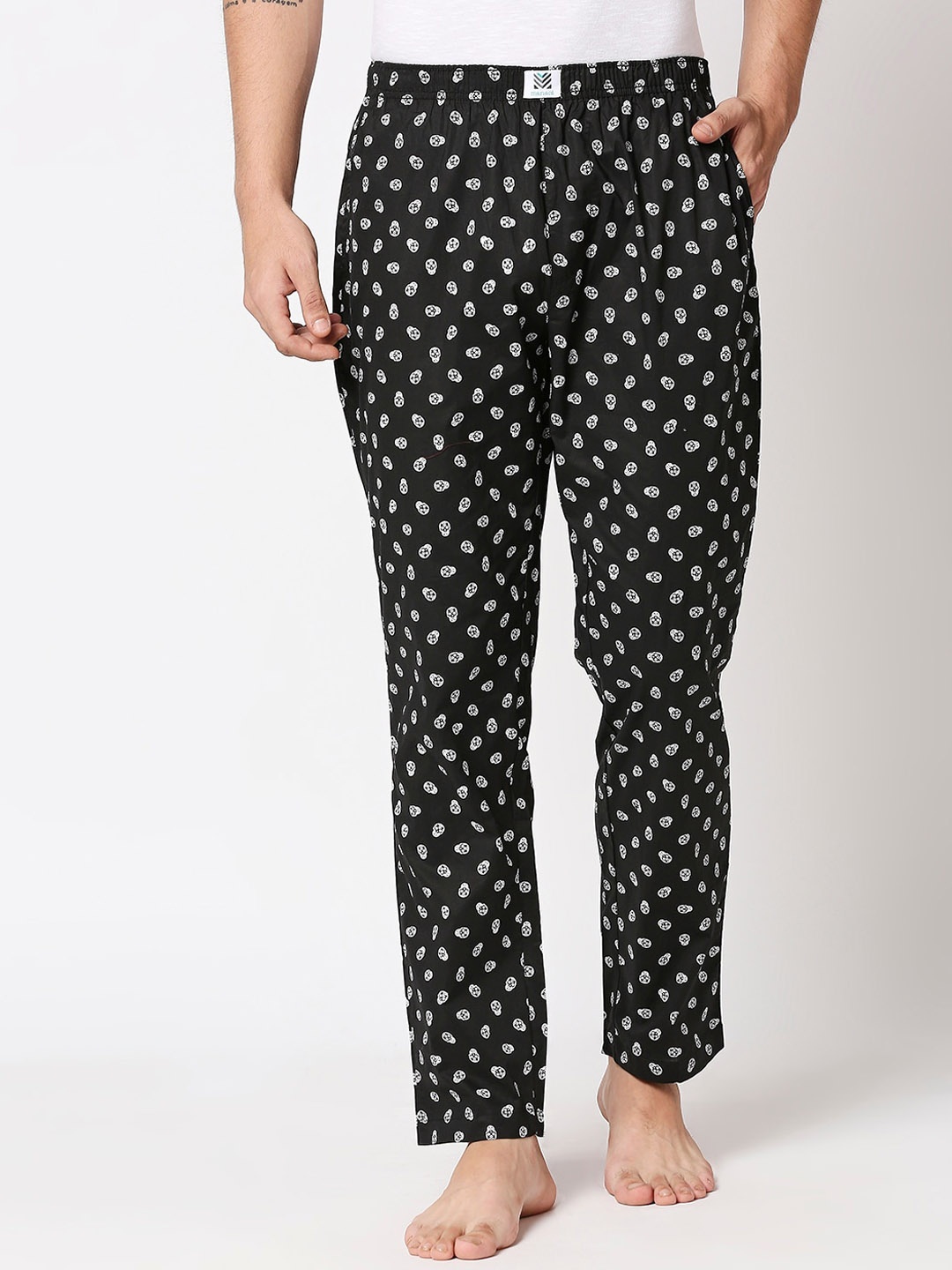 

Manaca Men's Black Printed Cotton Lounge Pants