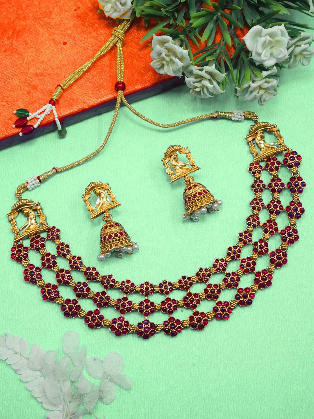 

GRIIHAM Gold & Maroon Gold Plated Stone Studded Jewellery Set