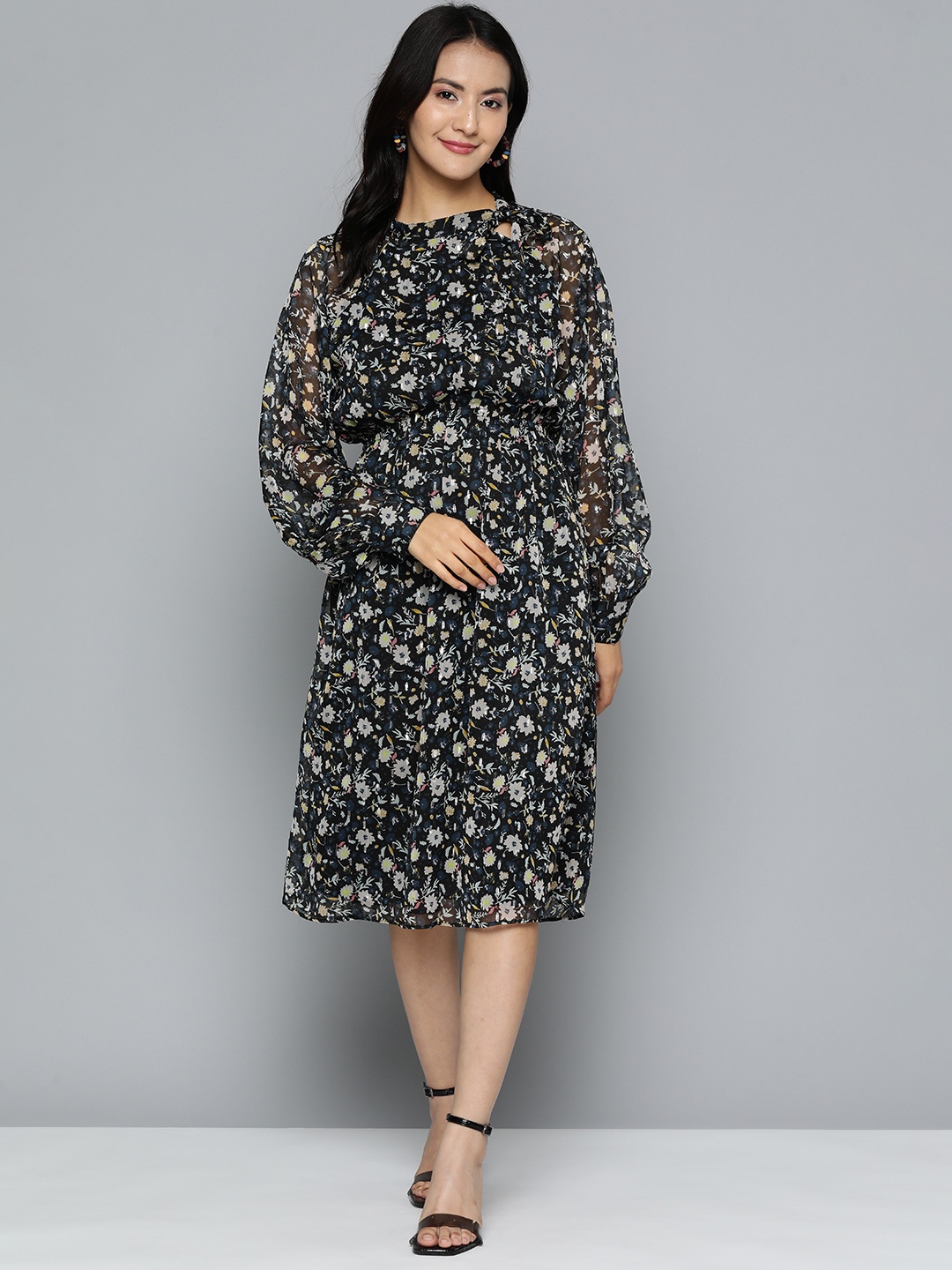 

HERE&NOW Black & Pink Floral Tie-Up Neck Crepe A-Line Midi Dress