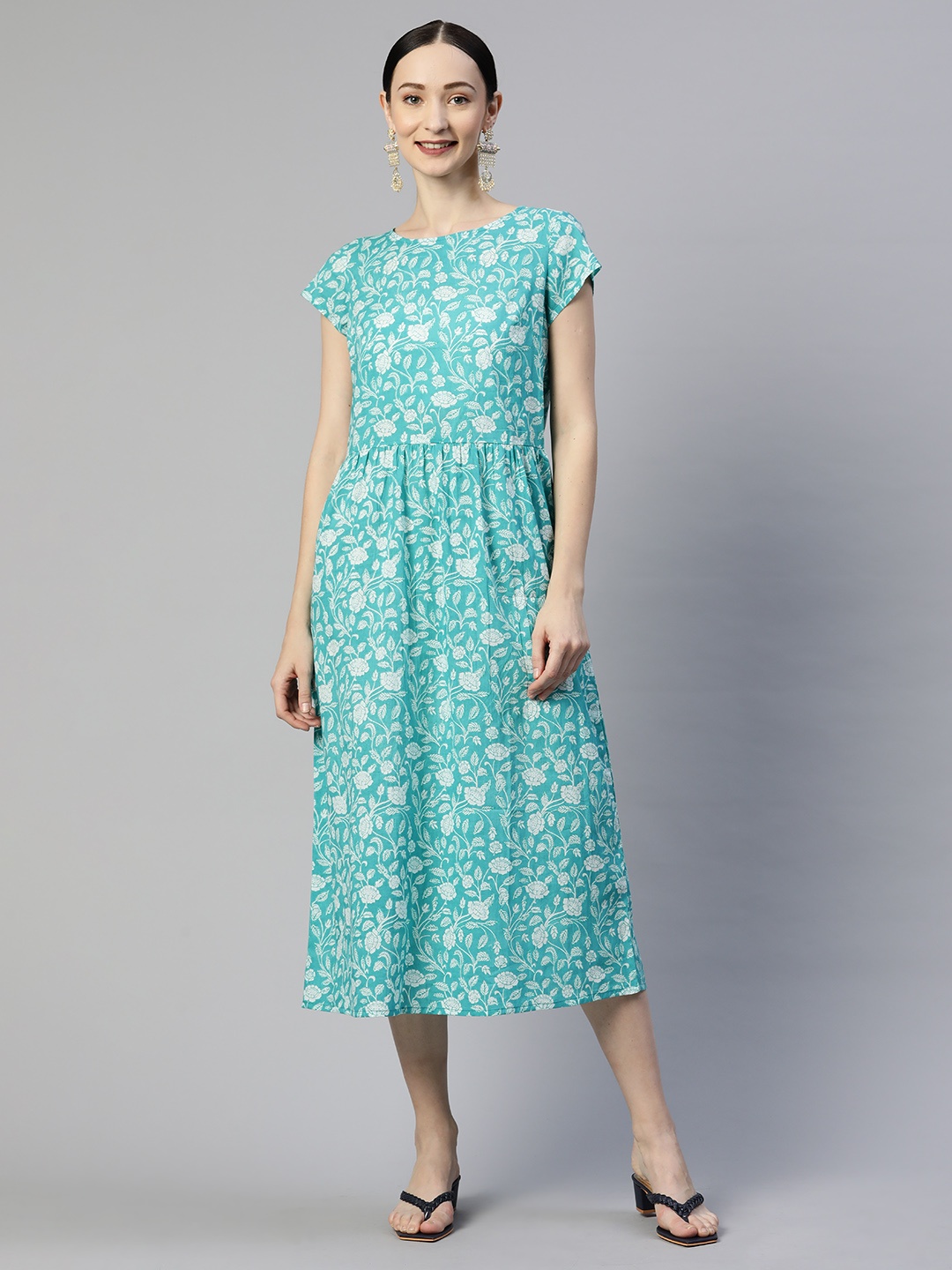 

Popnetic Blue & White Floral Print A-Line Midi Dress
