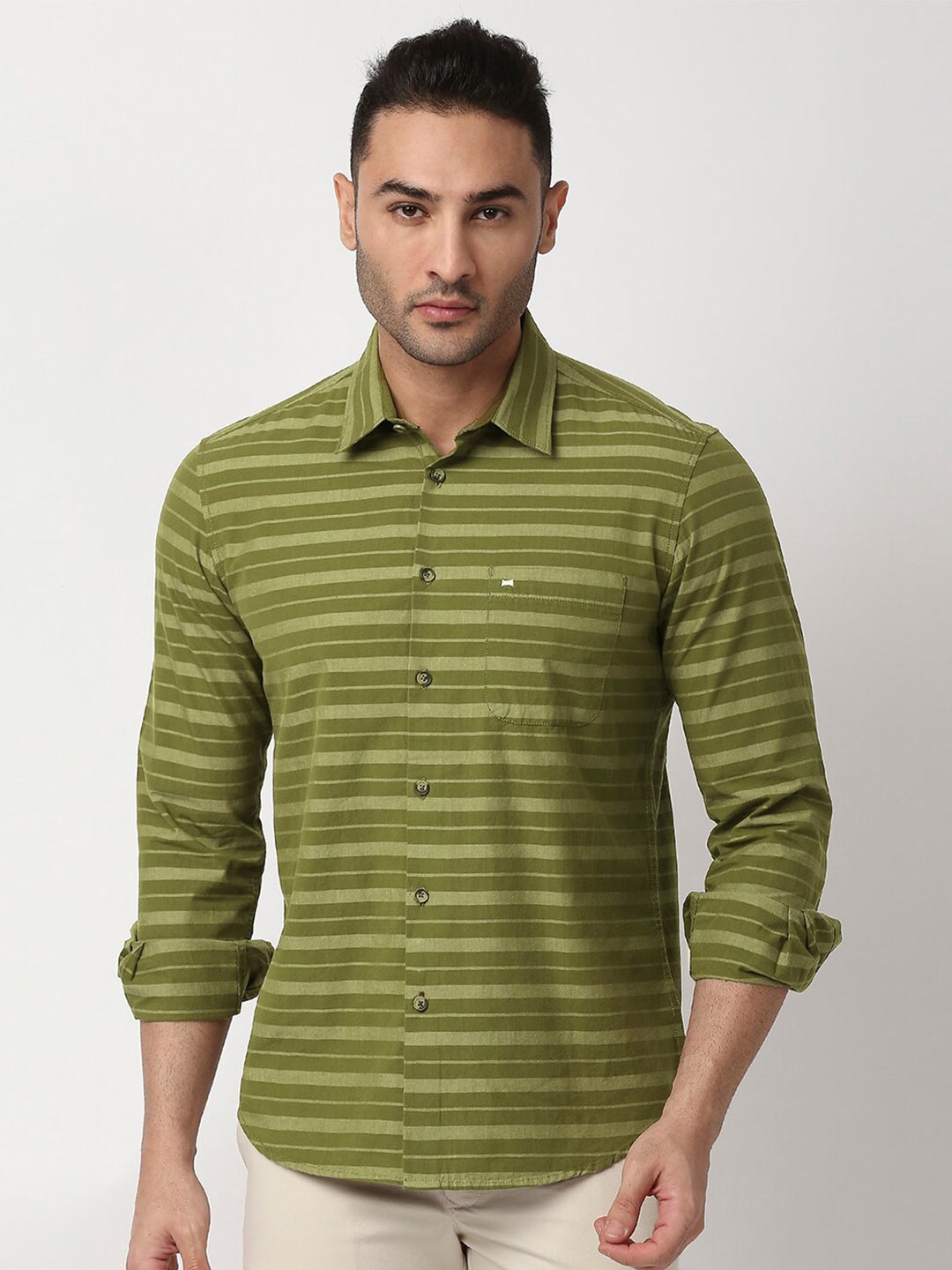 

Basics Men Slim Fit Horizontal Striped Cotton Casual Shirt, Green