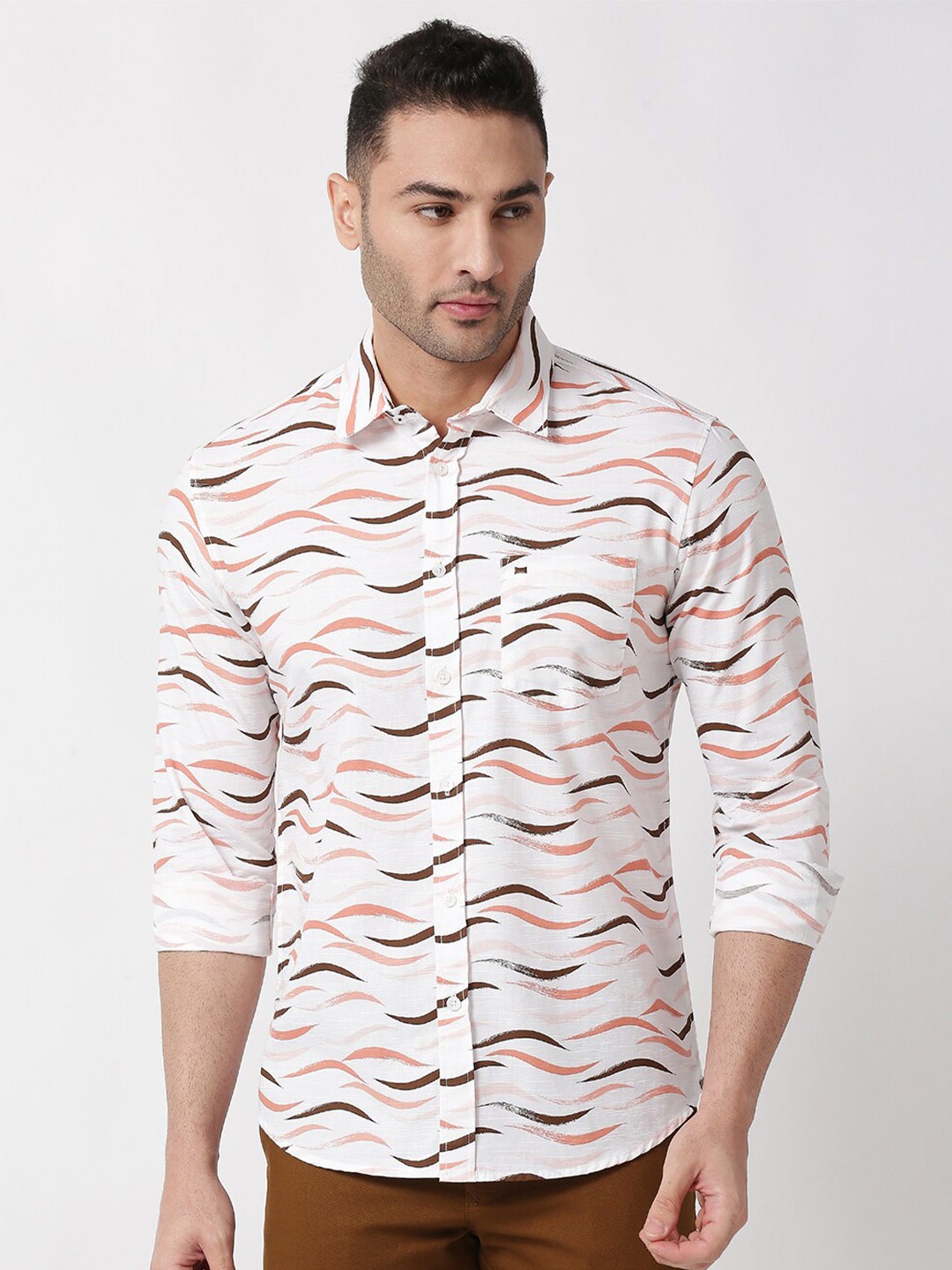 

Basics Men White Slim Fit Printed Cotton Casual Shirt