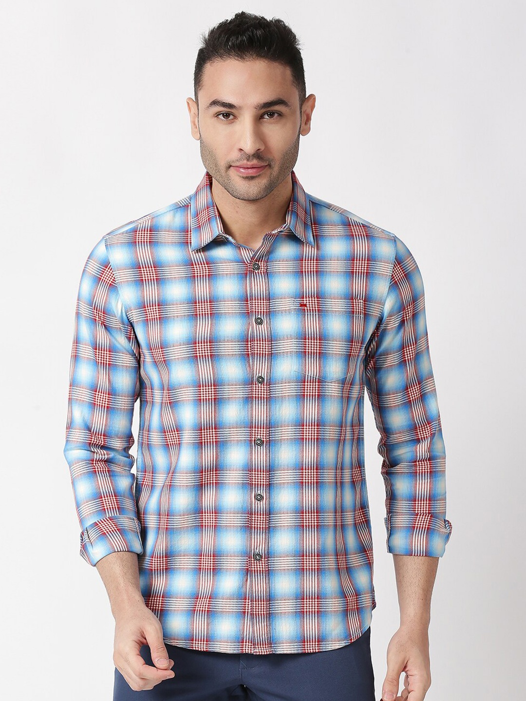 

Basics Men Blue Slim Fit Checked Cotton Casual Shirt