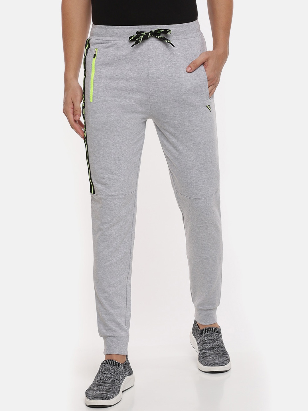 

Ramraj Men Grey Solid Cotton Joggers