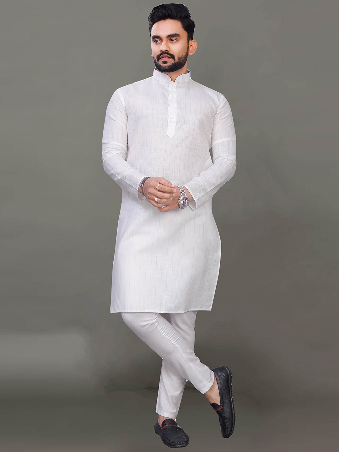 

Ekta Textiles Men White Striped Pure Cotton Kurta with Pyjamas