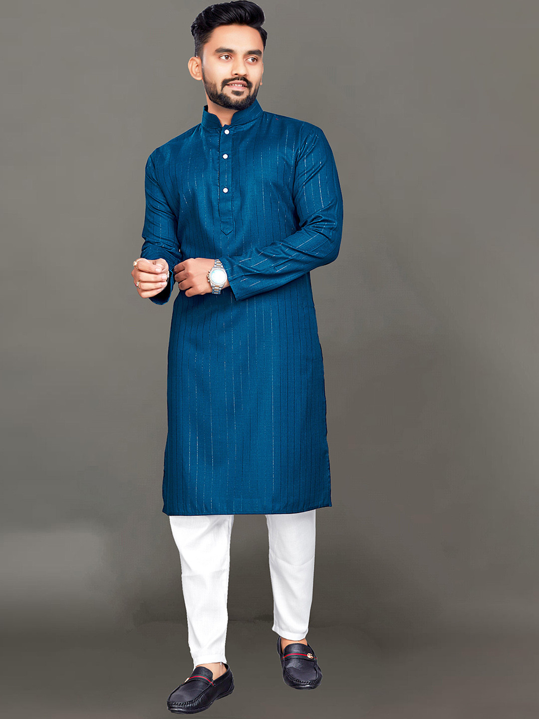 

Ekta Textiles Men Teal Printed Pure Cotton Kurta with Pyjamas