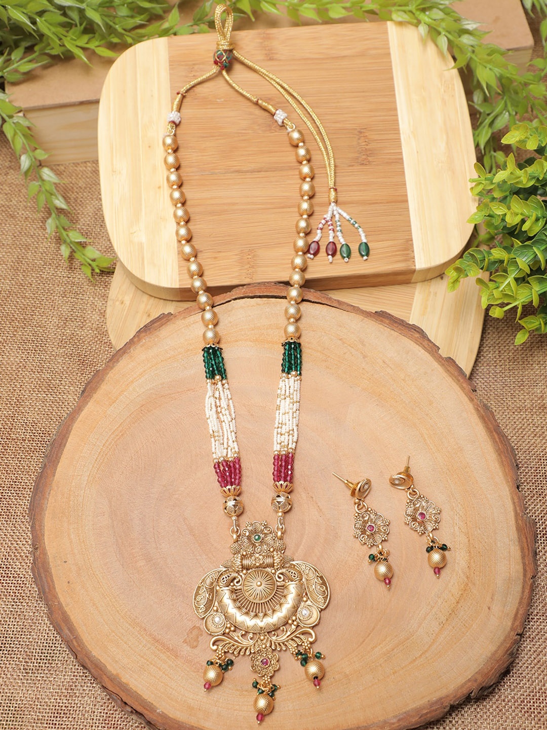 

Swarajshop White & Green Gold-Plated Beaded Jewellery Set