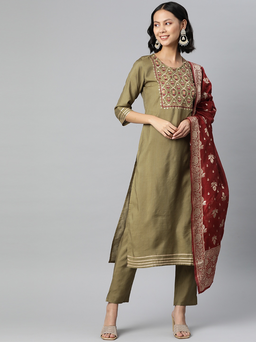 

SERONA FABRICS Women Beige Floral Embroidered Kurta With Trousers & Dupatta, Olive