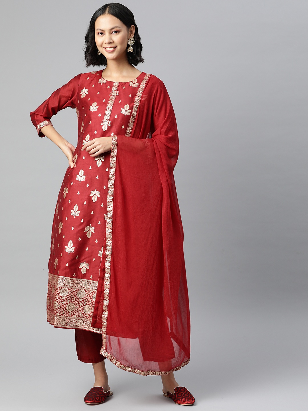 

SERONA FABRICS Women Red Ethnic Motifs Printed Chanderi Silk Kurta with Trousers & With Dupatta