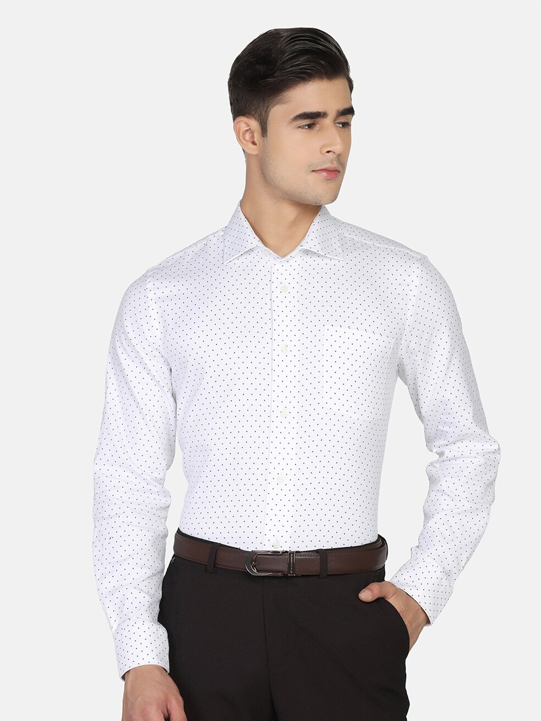 

Blackberrys Men White Cotton Slim Fit Printed Formal Shirt