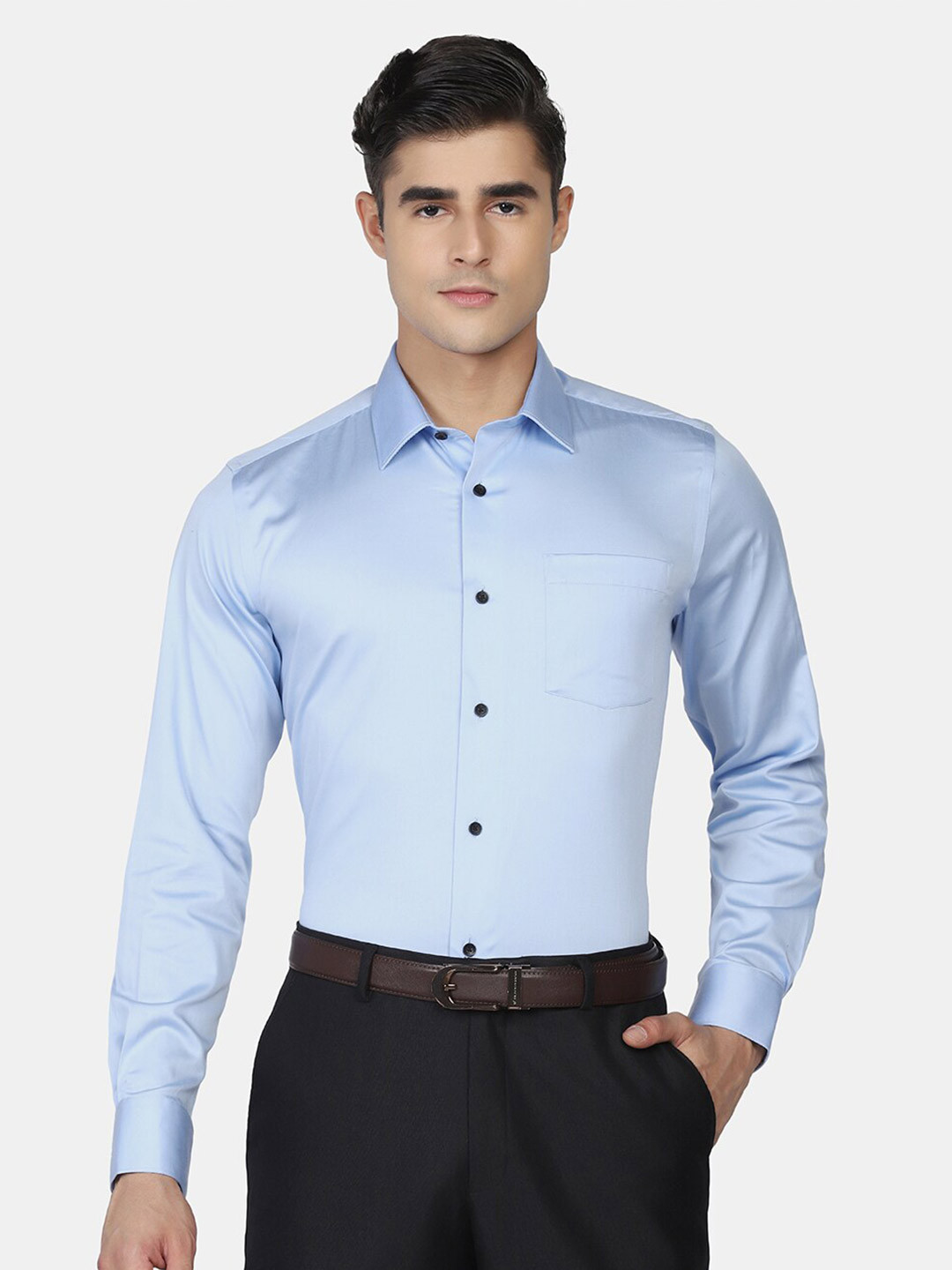 

Blackberrys Men's Blue Solid Formal Slim Fit Wrinkle-Resistant Shirt