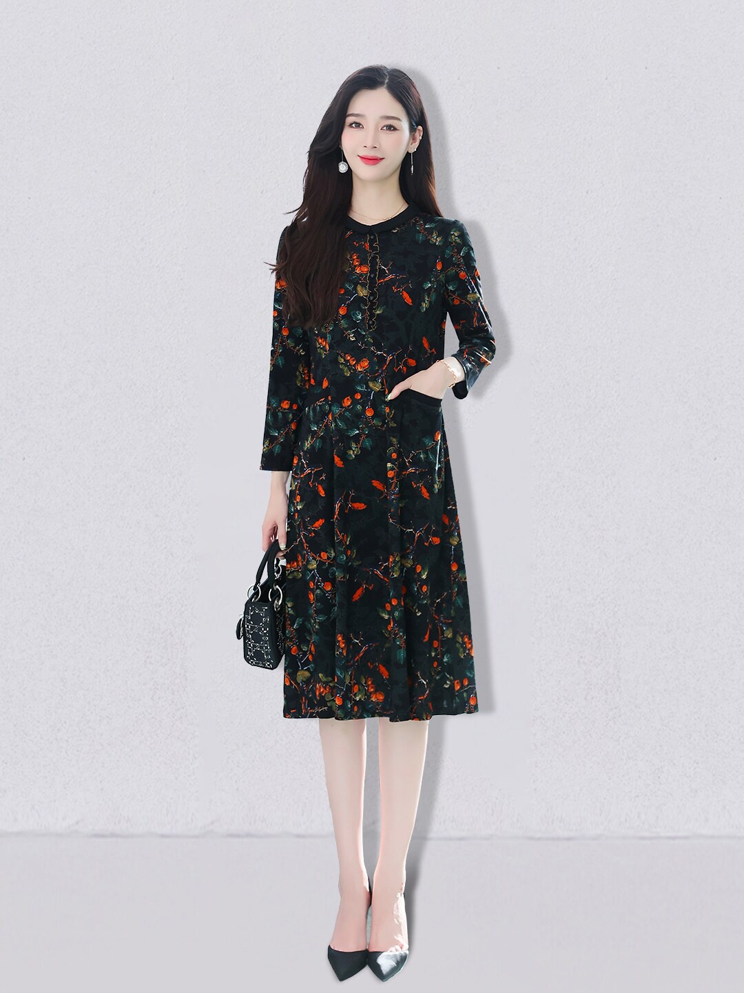 

JC Collection Black & Red Floral Sheath Midi Dress