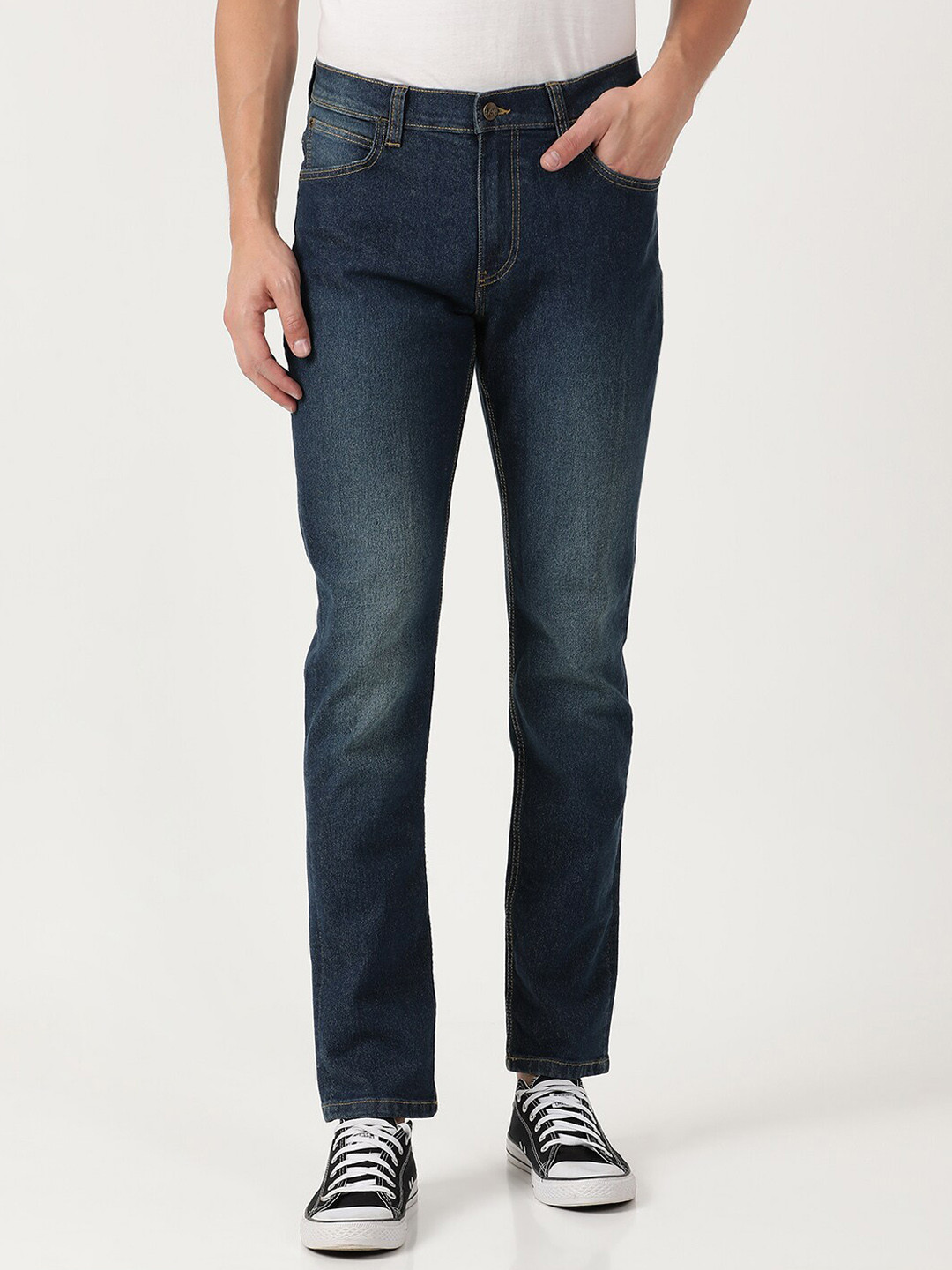 

Lee Men Blue Bruce Slim Fit Heavy Fade Stretchable Jeans