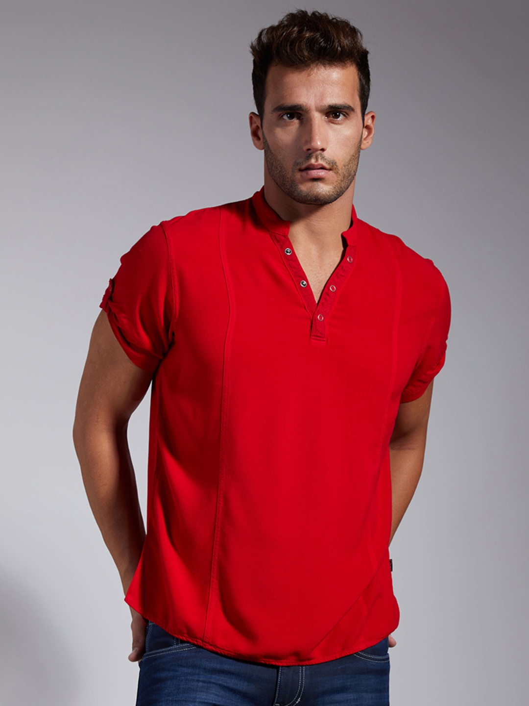 

IDENTITI Men Red Slim Fit Solid Casual Shirt