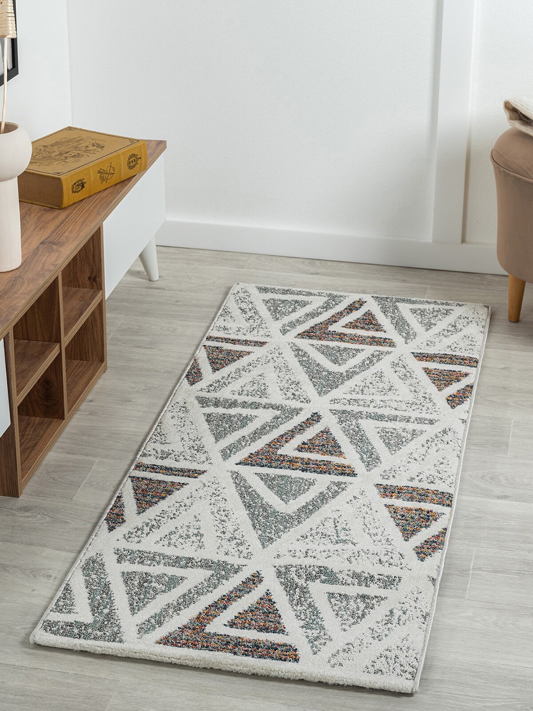 

OBSESSIONS Cream Geometric Anti-Static Floor Runners