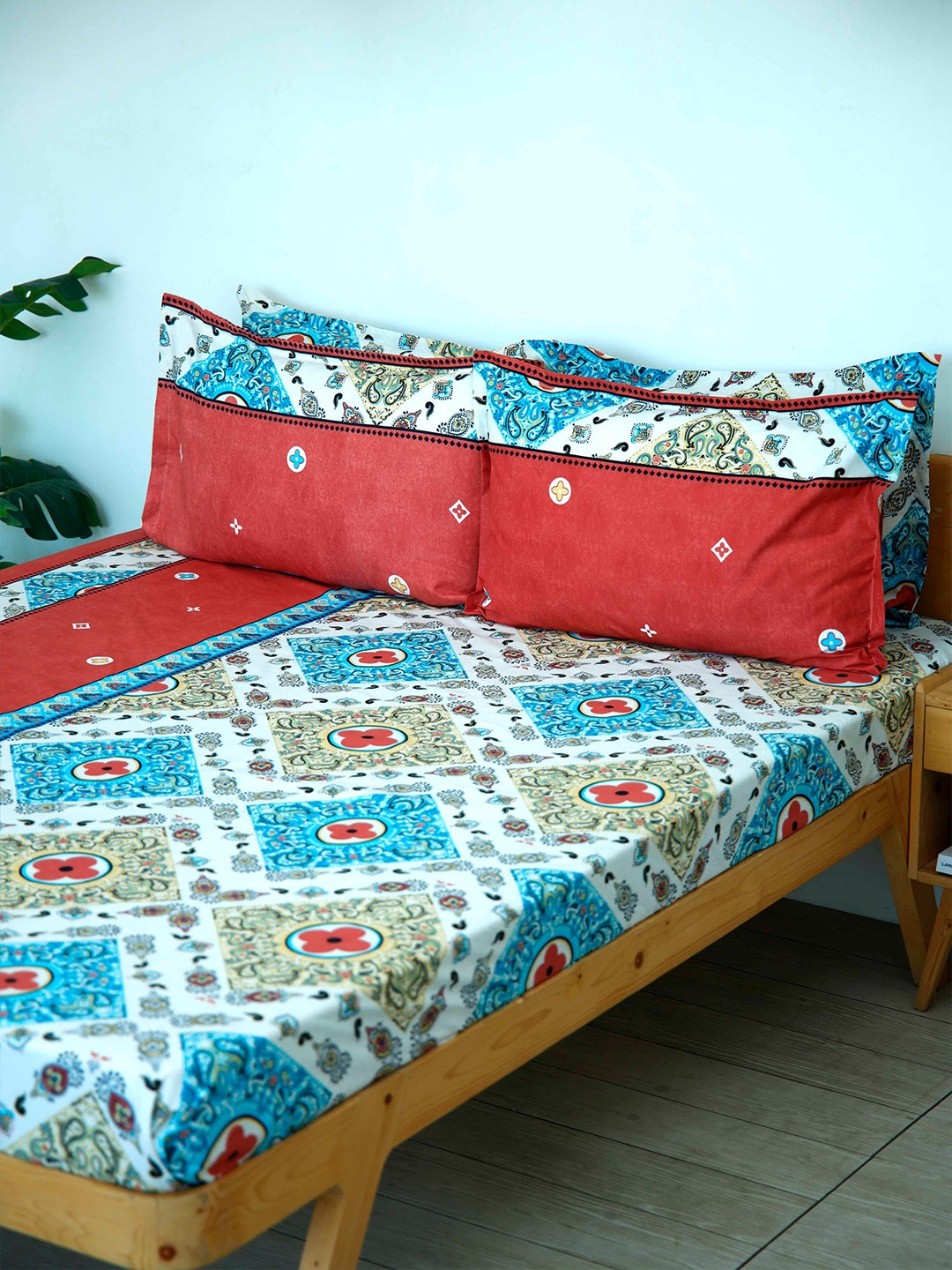 

Ariana Blue & Yellow Ethnic Motifs 144 TC Queen Bedsheet with 2 Pillow Covers