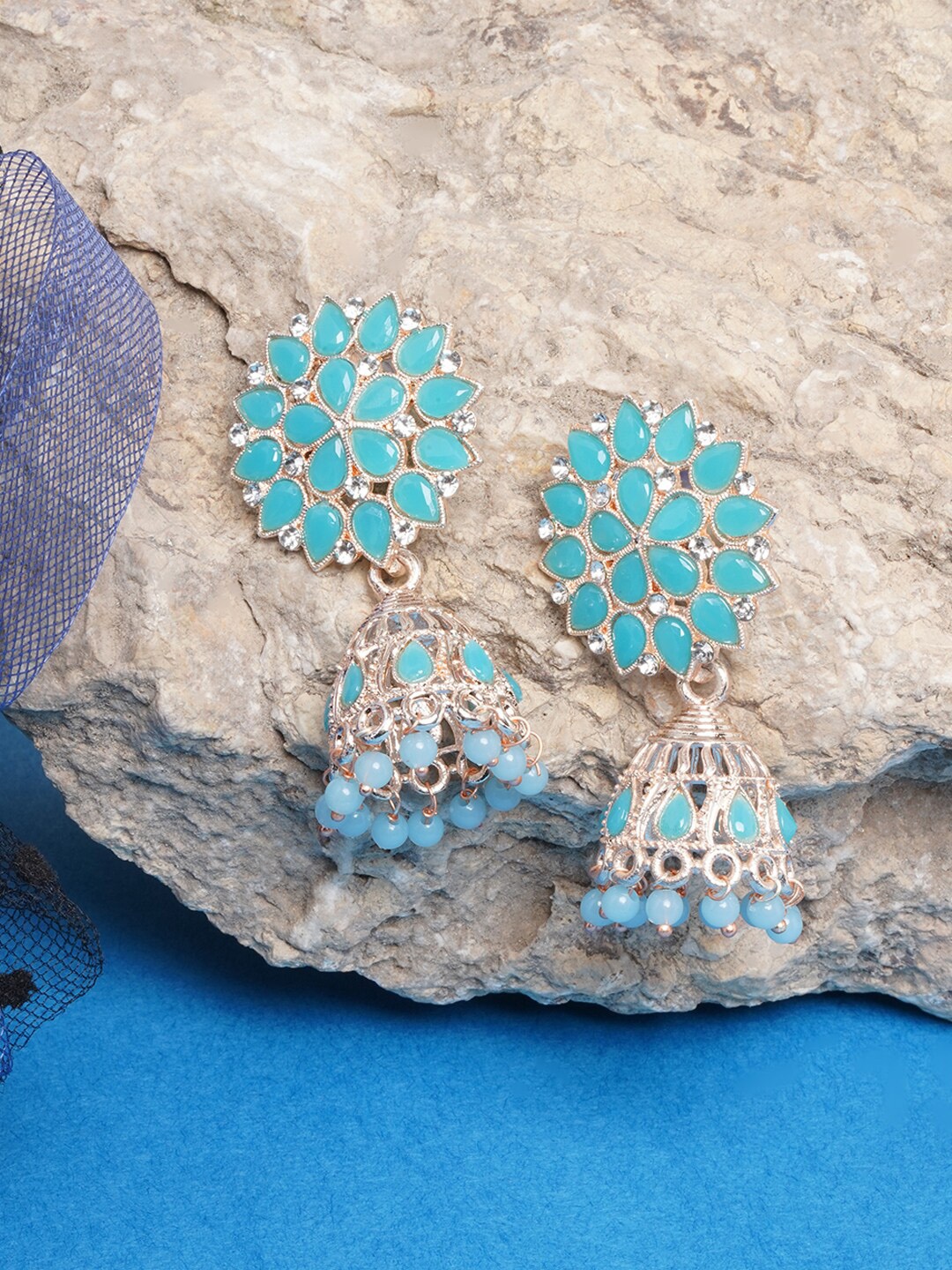 

DIVA WALK Silver-Toned & Blue Silver-Plated Dome Shaped Jhumkas Earrings