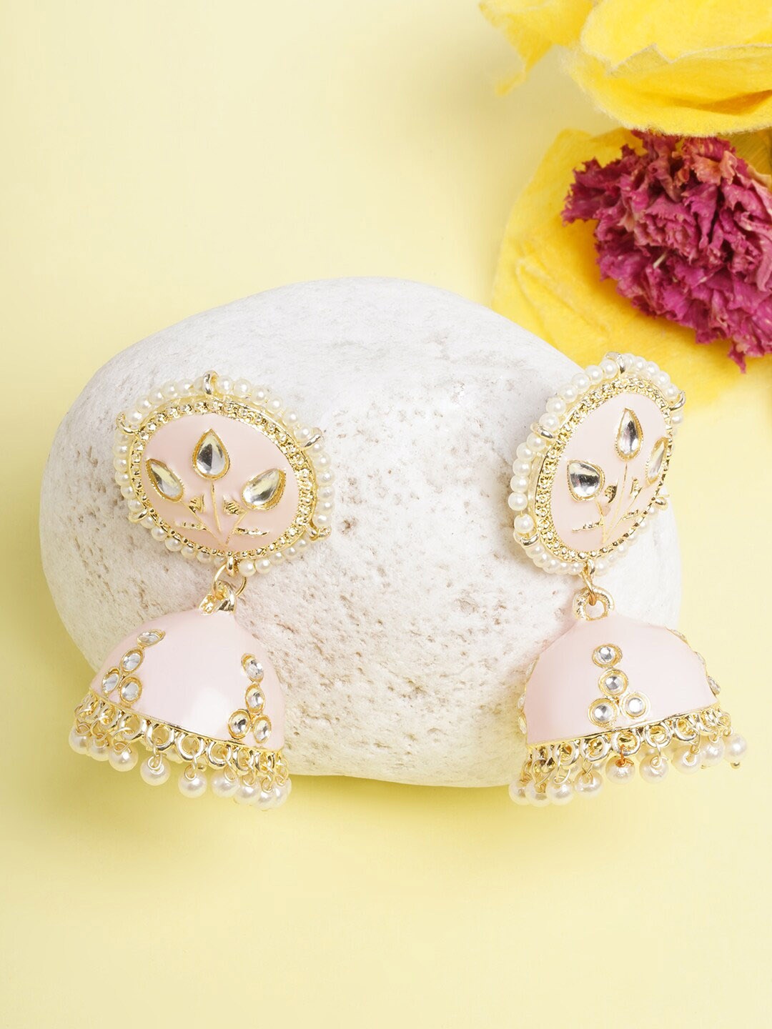 

DIVA WALK Cream-Coloured & Gold-Toned Contemporary Jhumkas Earrings