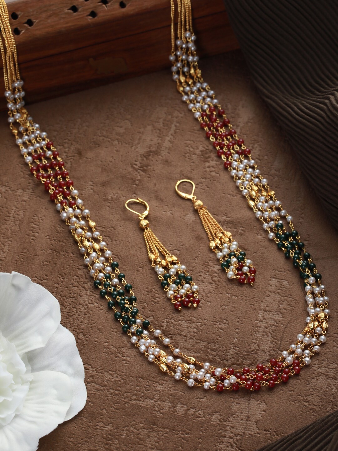 

Priyaasi Gold-Toned & Red & Green Pearl-Studded Gold-Plated Jewellery Set