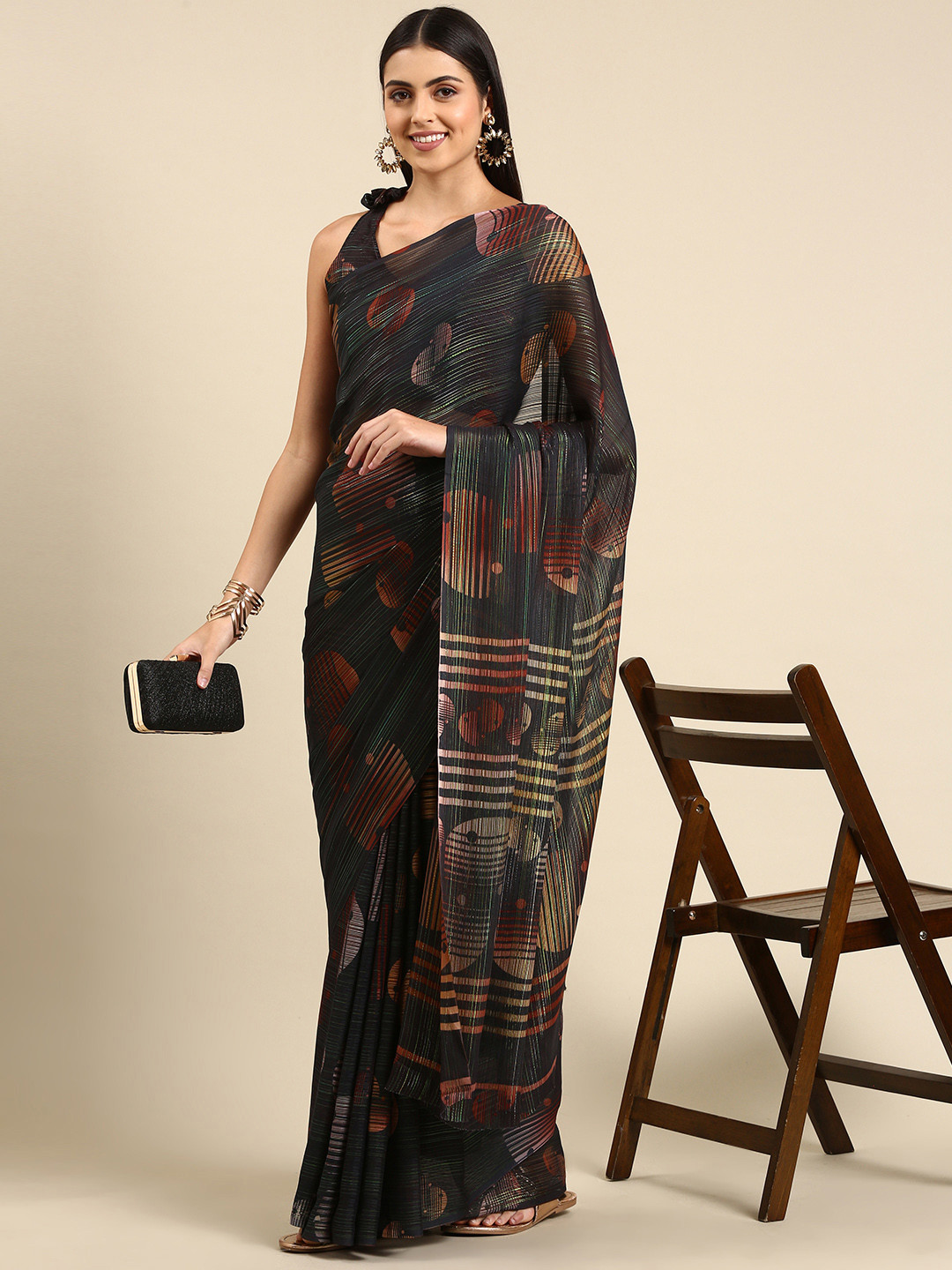 

Mitera Grey Geometric Printed Pure Georgette Saree