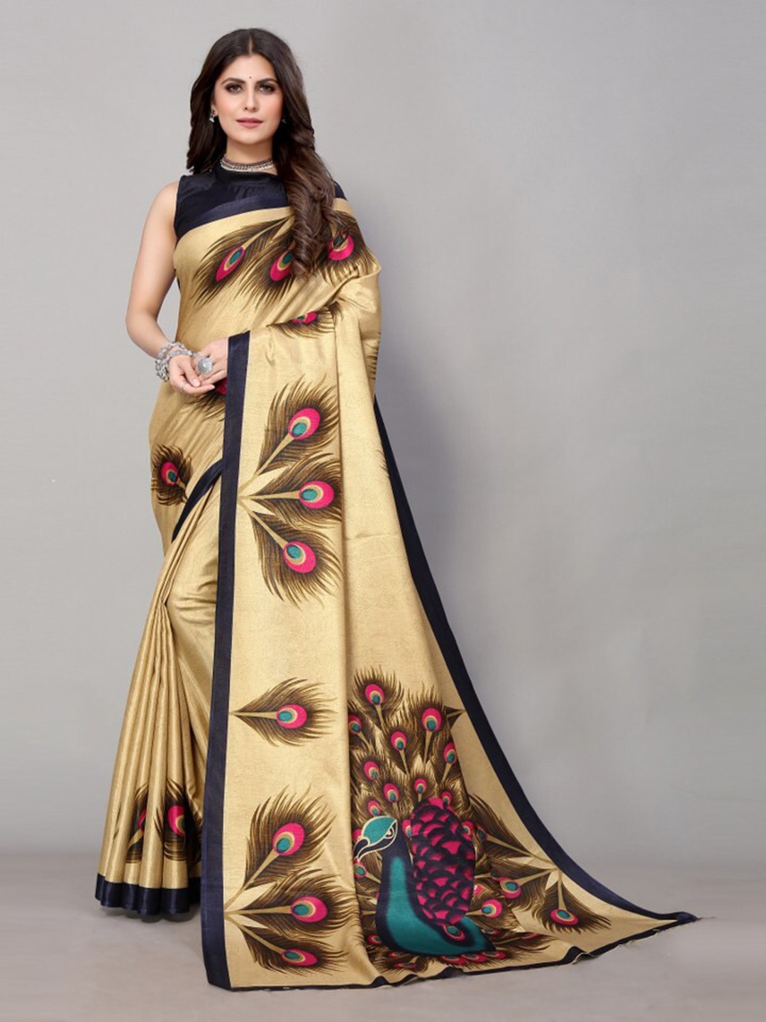 

Yashika Gold-Toned & Green Floral Printed Poly Chiffon Saree