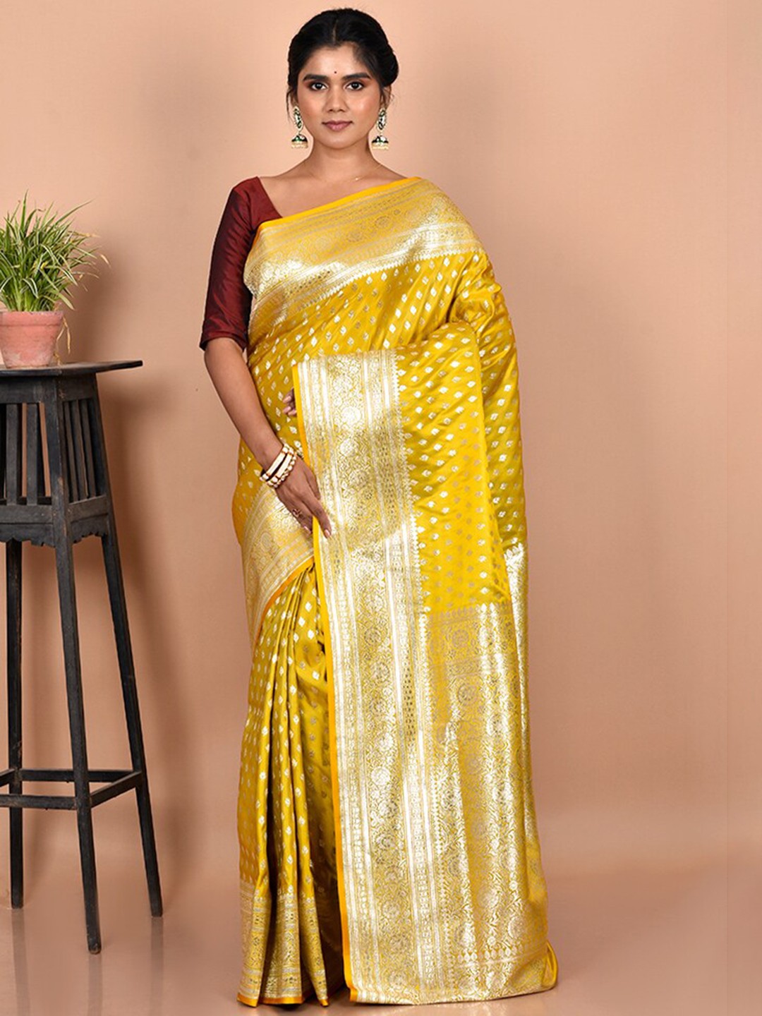 

AllSilks Yellow & Silver-Toned Floral Zari Silk Blend Banarasi Saree