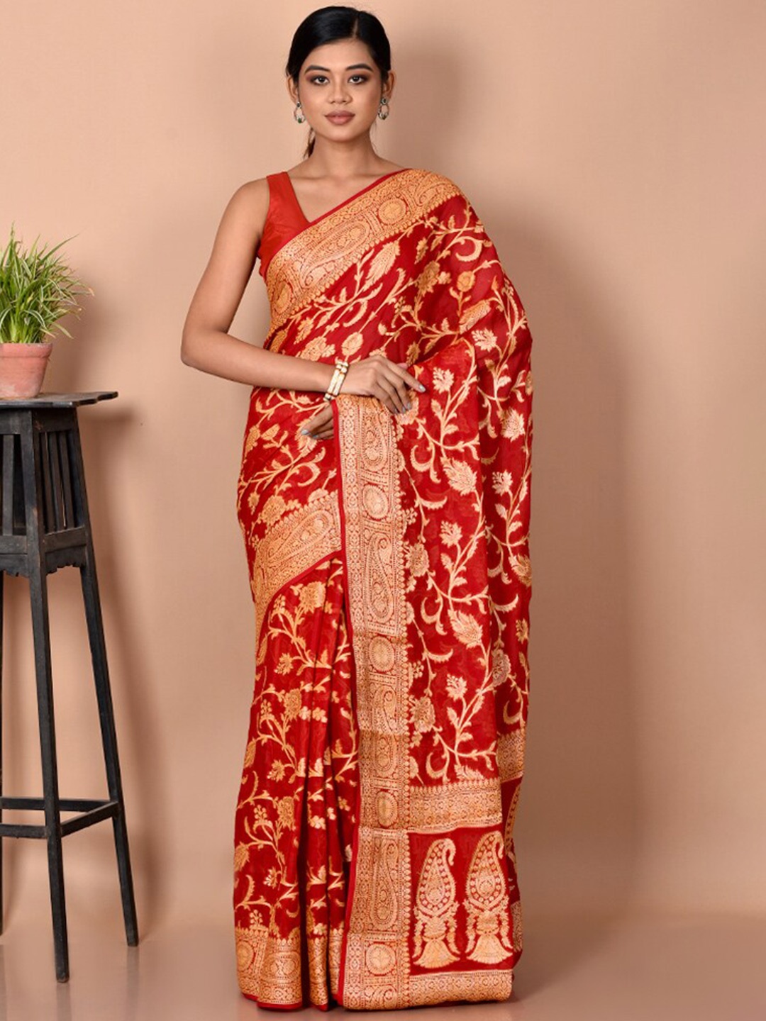 

AllSilks Red & Gold-Toned Woven Design Georgette Zari Saree