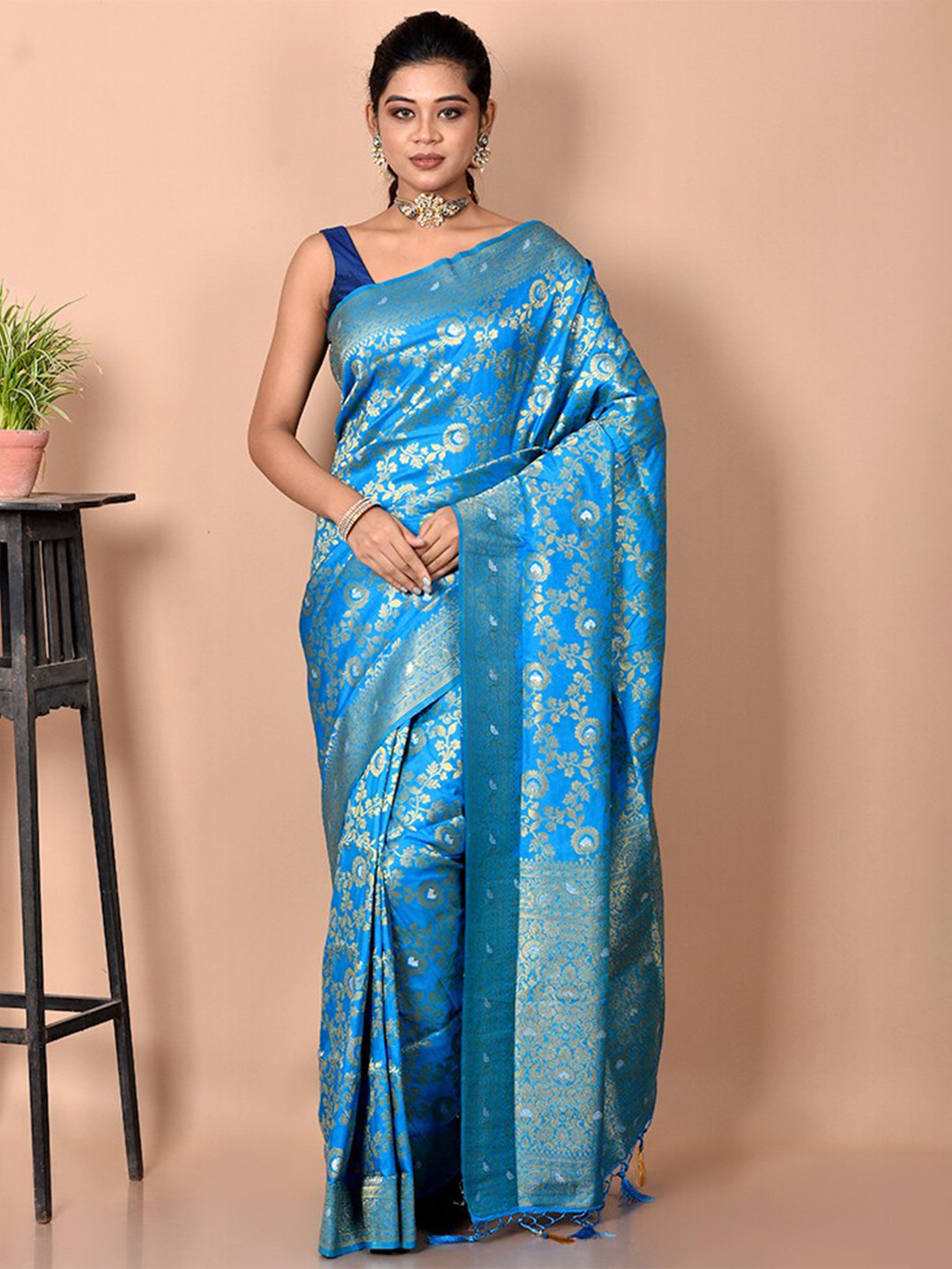 

AllSilks Blue & Gold-Toned Ethnic Motif Woven Design Zari Silk Blend Saree